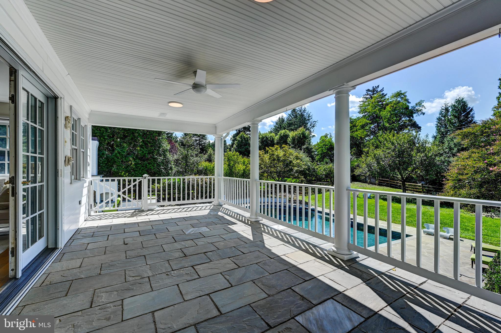 MURRAY HILL - Residential