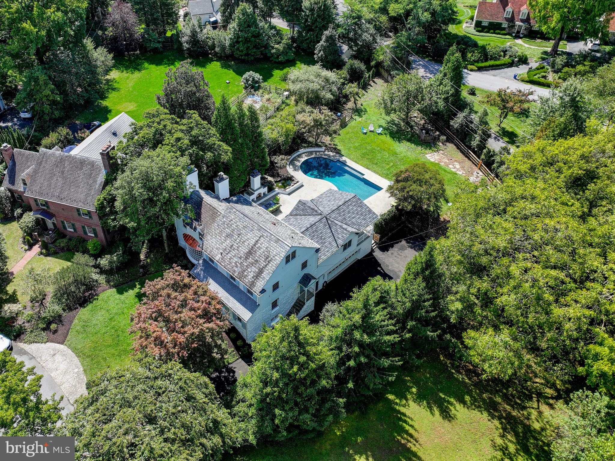 MURRAY HILL - Residential