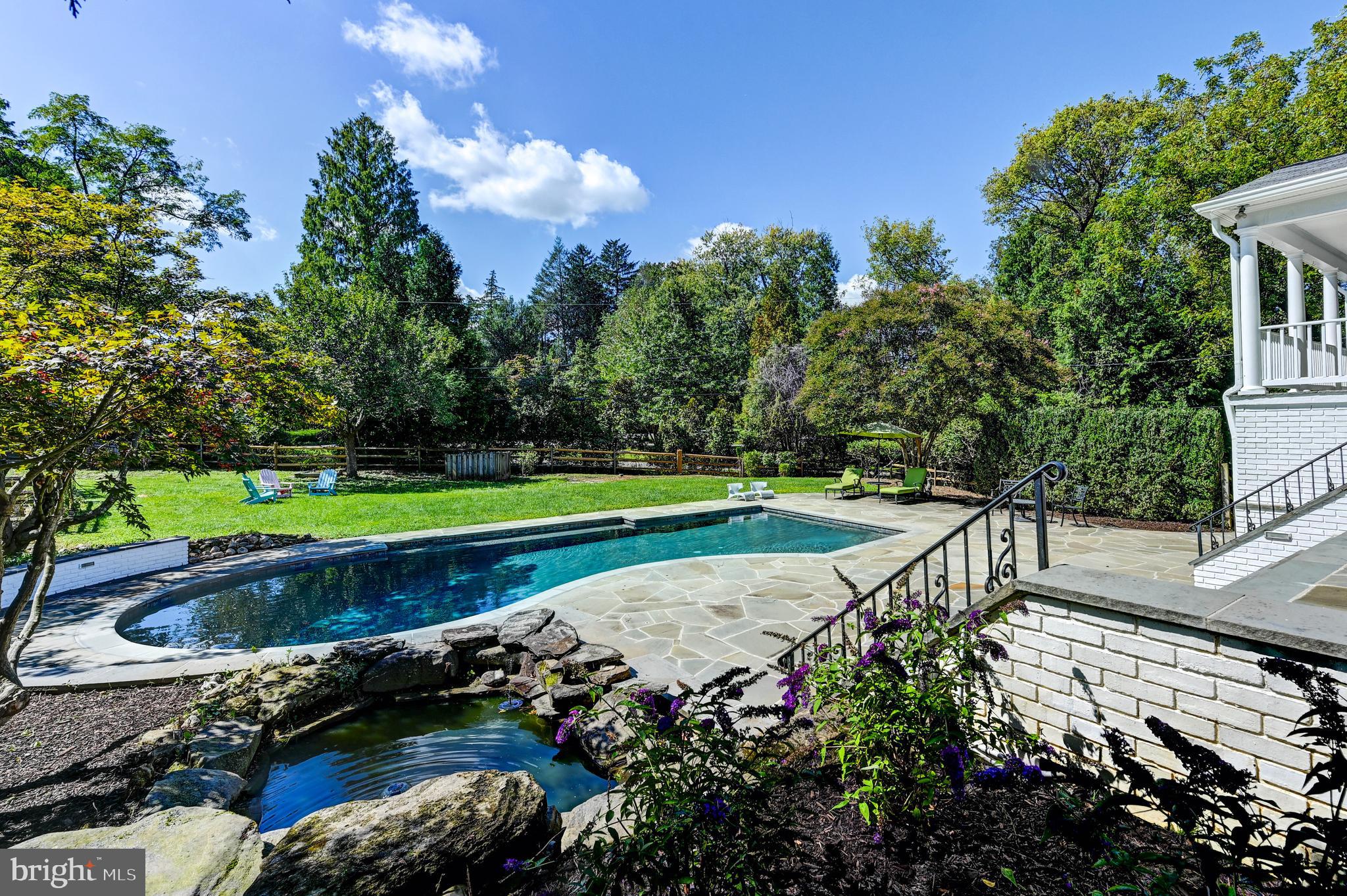 MURRAY HILL - Residential