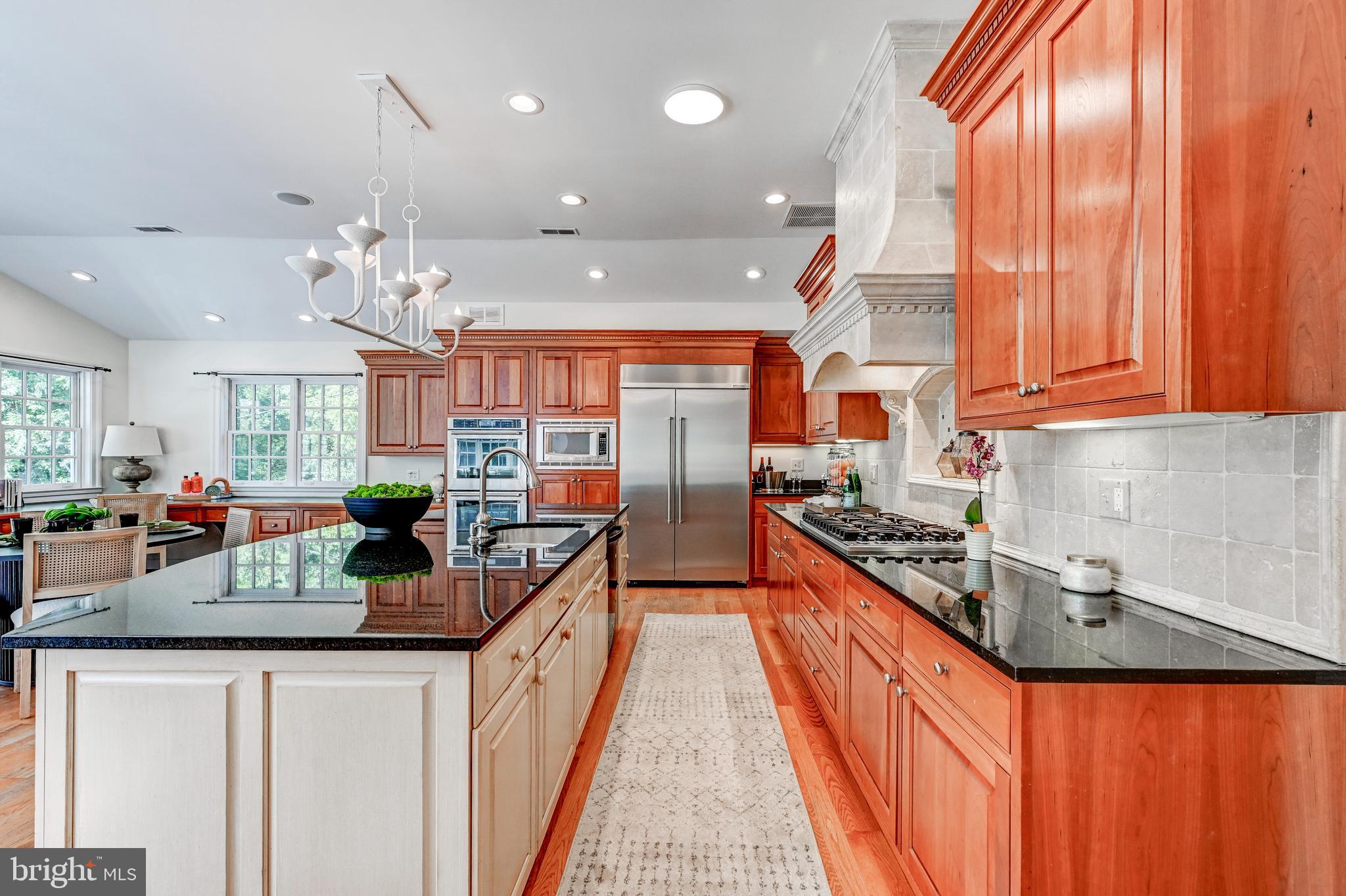 MURRAY HILL - Residential