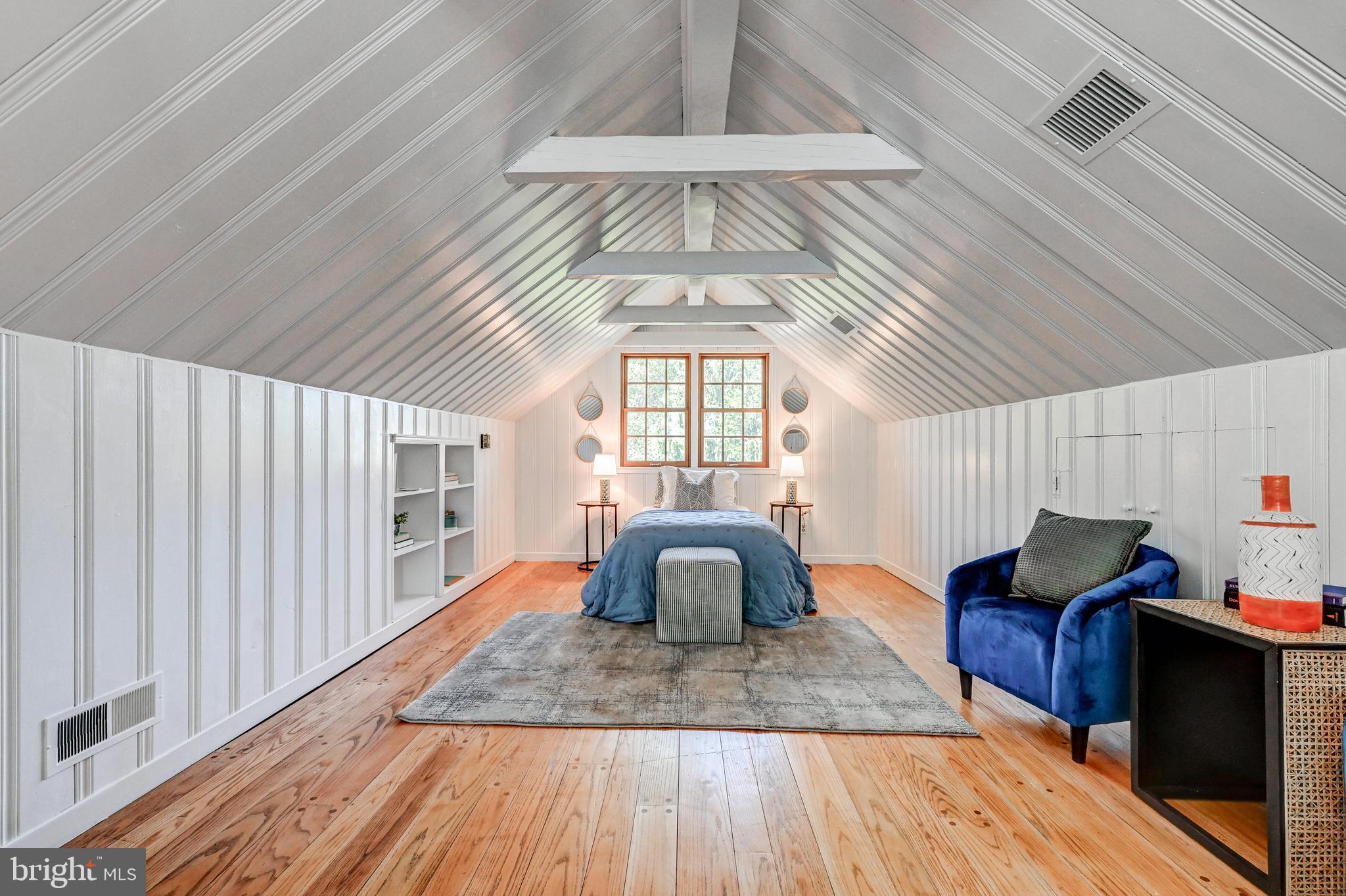 MURRAY HILL - Residential