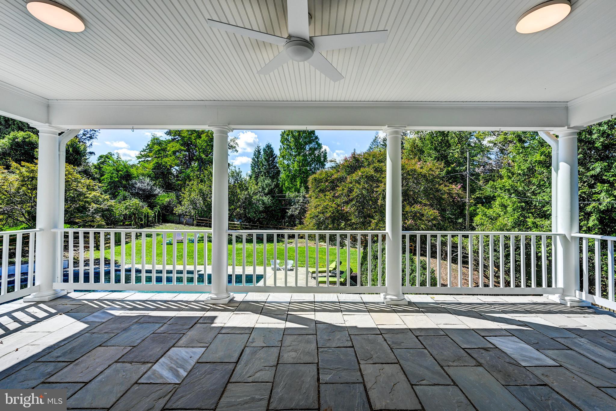 MURRAY HILL - Residential