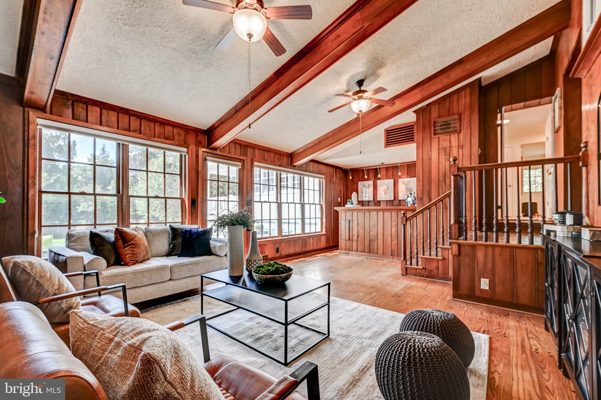 MURRAY HILL - Residential