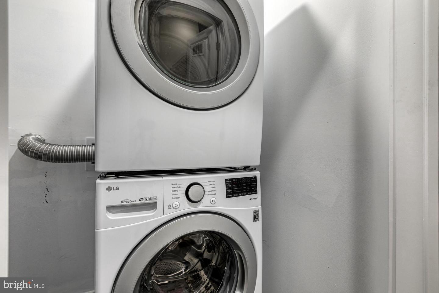 AVENUE OF THE ARTS - Residential Income