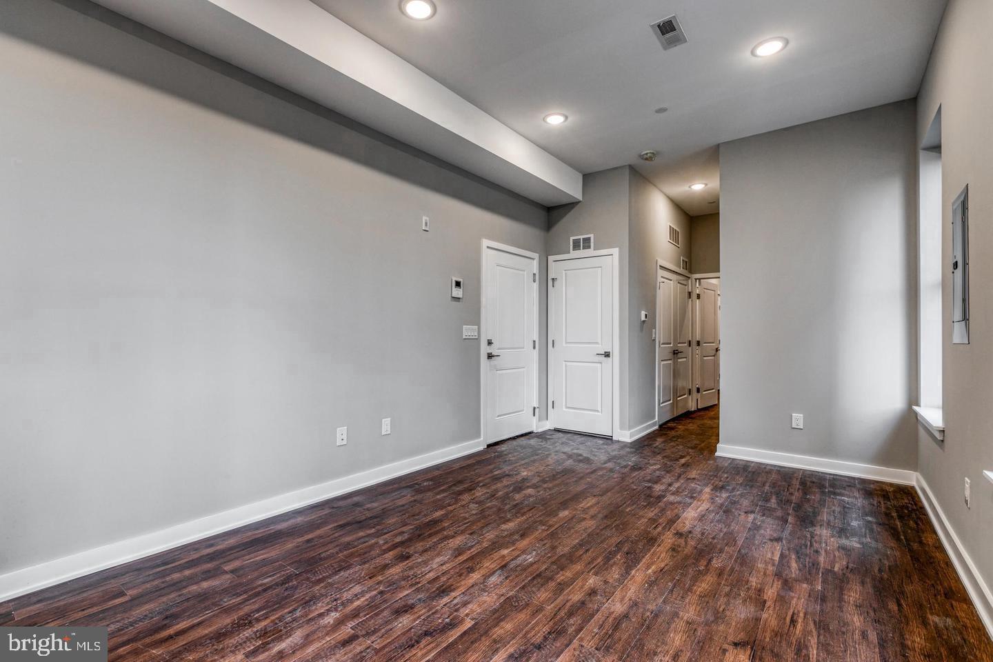 AVENUE OF THE ARTS - Residential Income