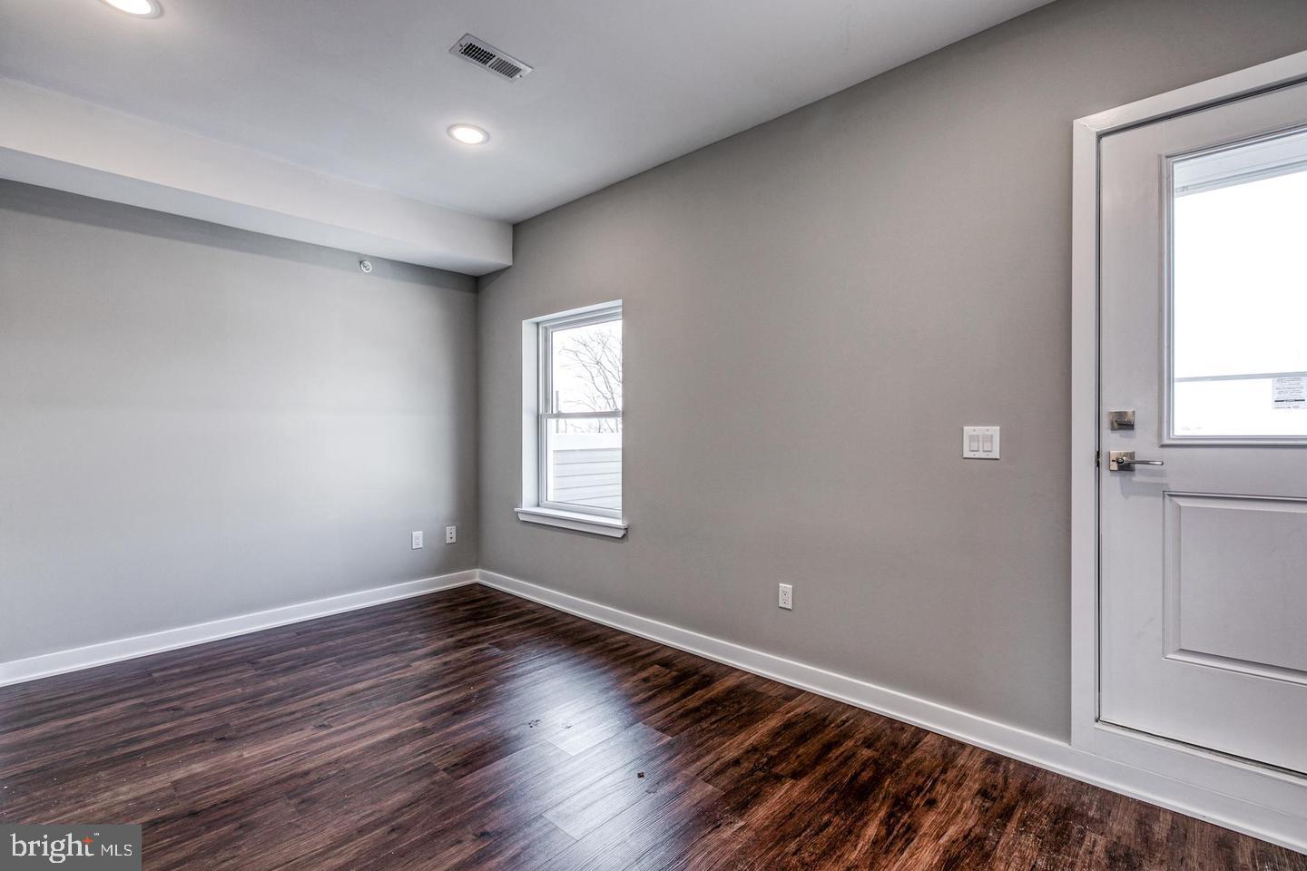 AVENUE OF THE ARTS - Residential Income