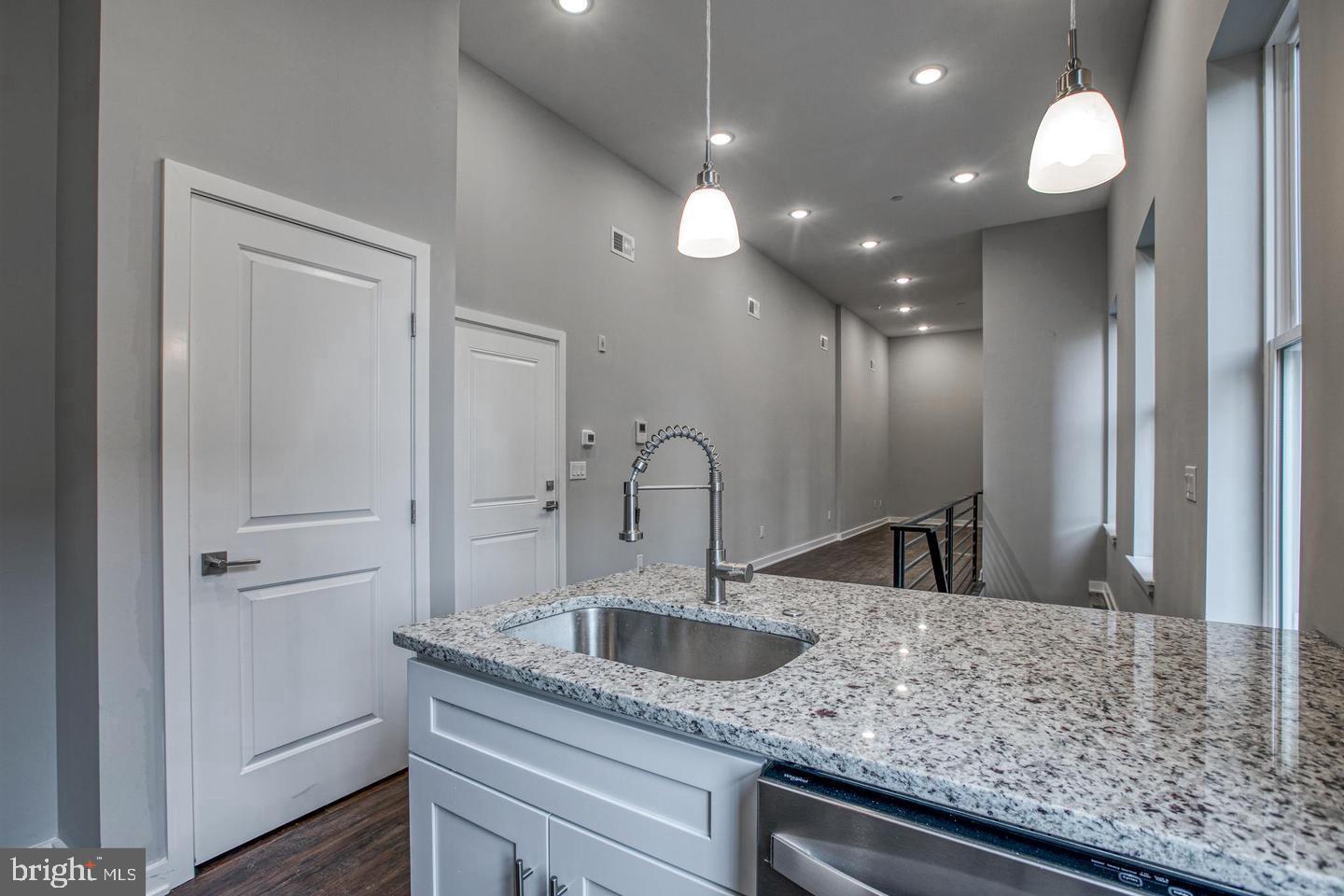 AVENUE OF THE ARTS - Residential Income