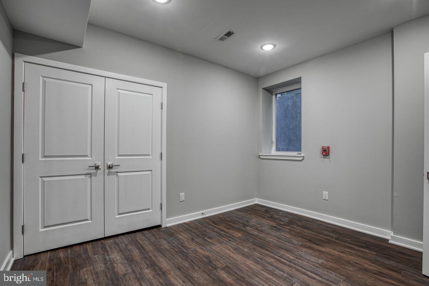 AVENUE OF THE ARTS - Residential Income