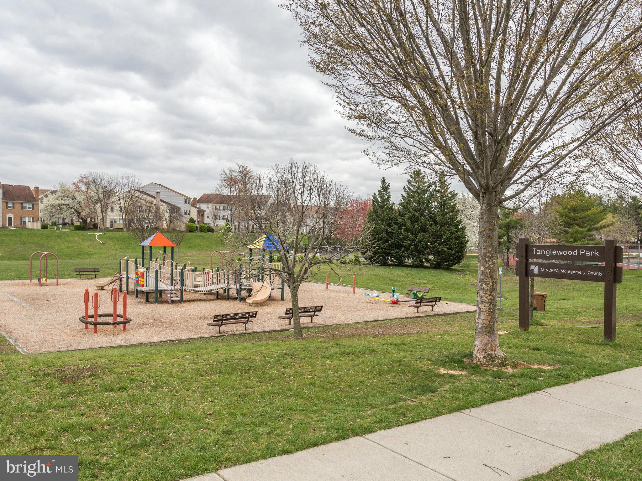 TANGLEWOOD - Residential