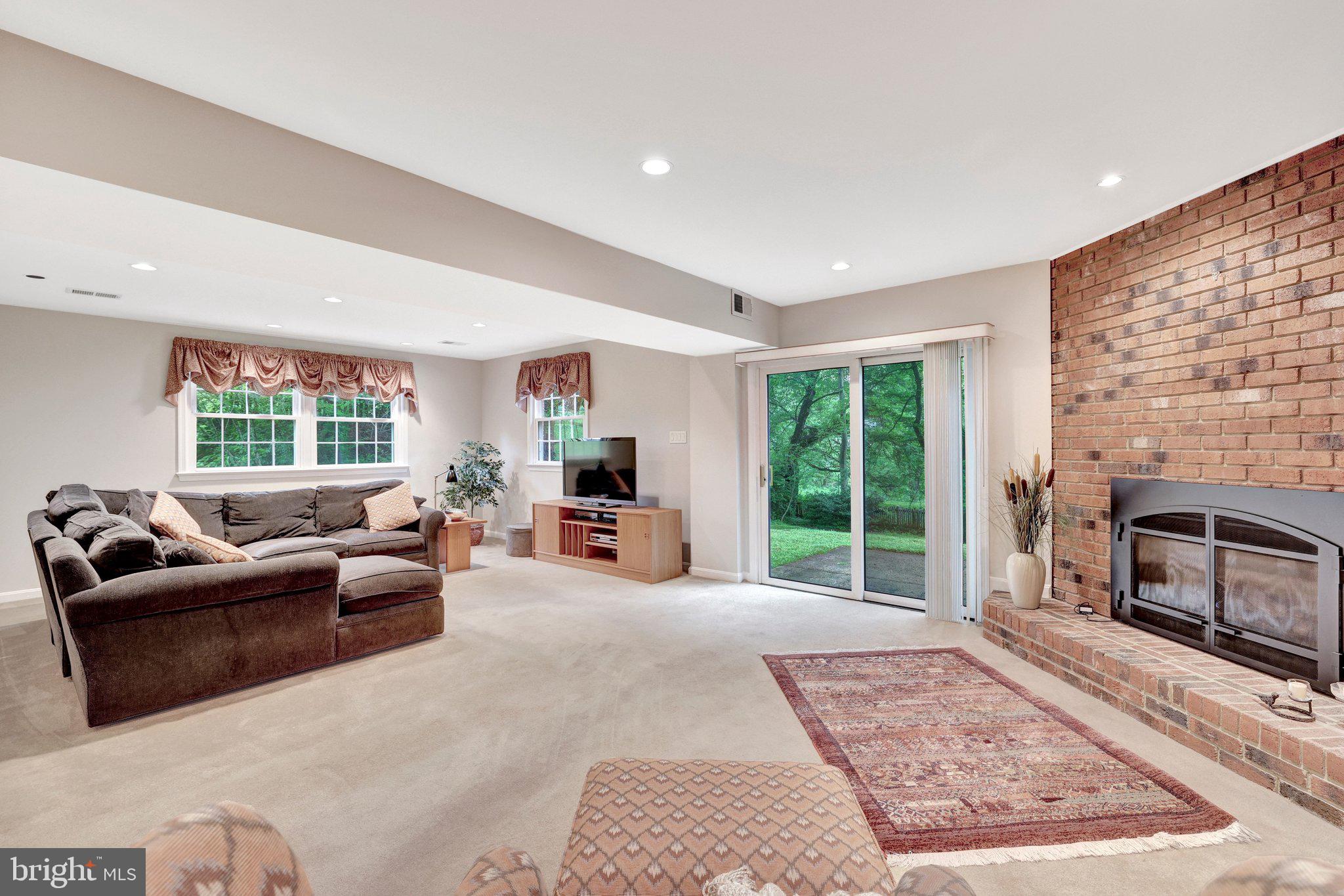 1310 TOWLSTON ROAD