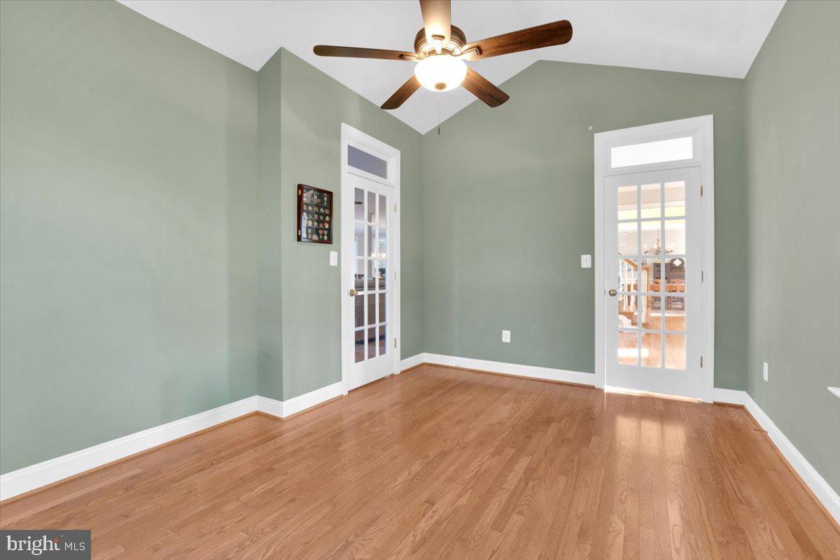 HEATHER KNOLLS - Residential