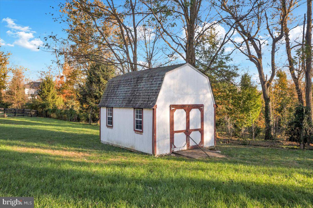 HEATHER KNOLLS - Residential