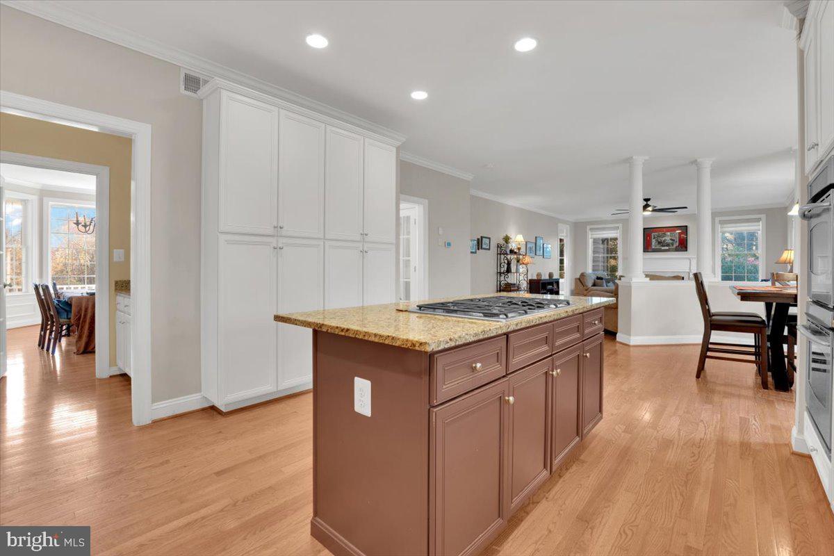 HEATHER KNOLLS - Residential