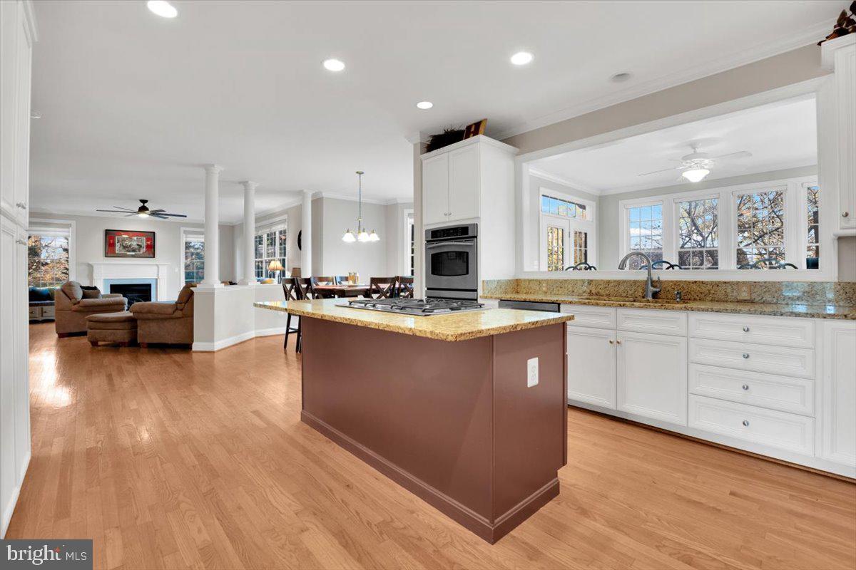 HEATHER KNOLLS - Residential