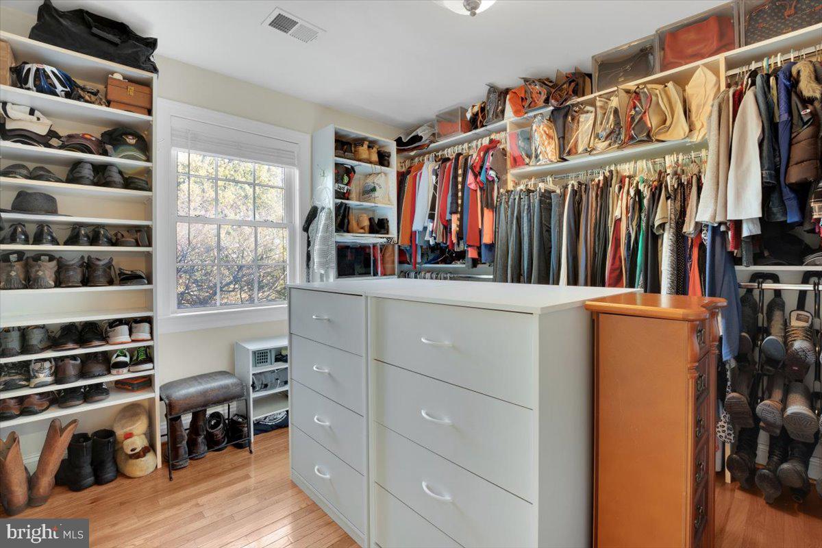 HEATHER KNOLLS - Residential