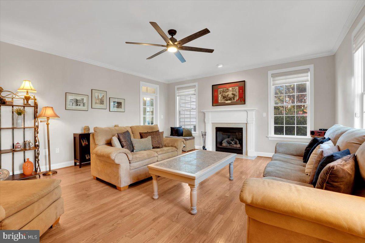 HEATHER KNOLLS - Residential