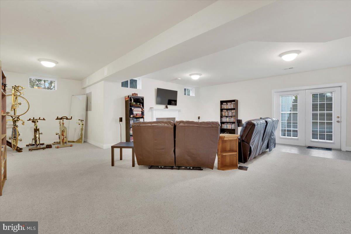 HEATHER KNOLLS - Residential