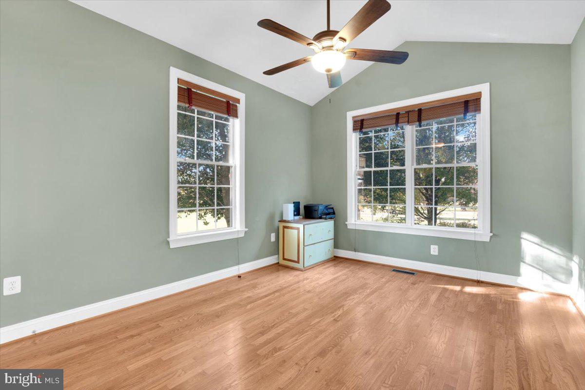 HEATHER KNOLLS - Residential