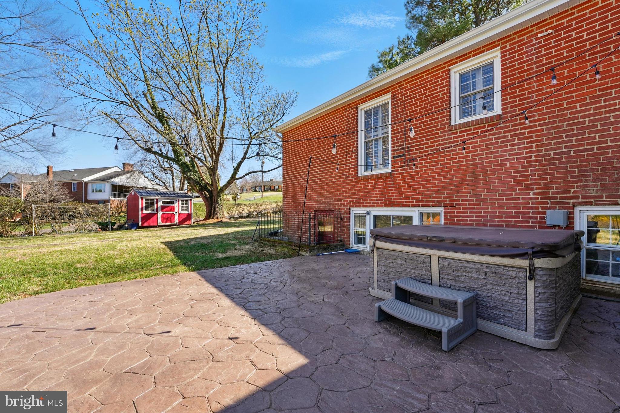 GREENFIELDS - Residential