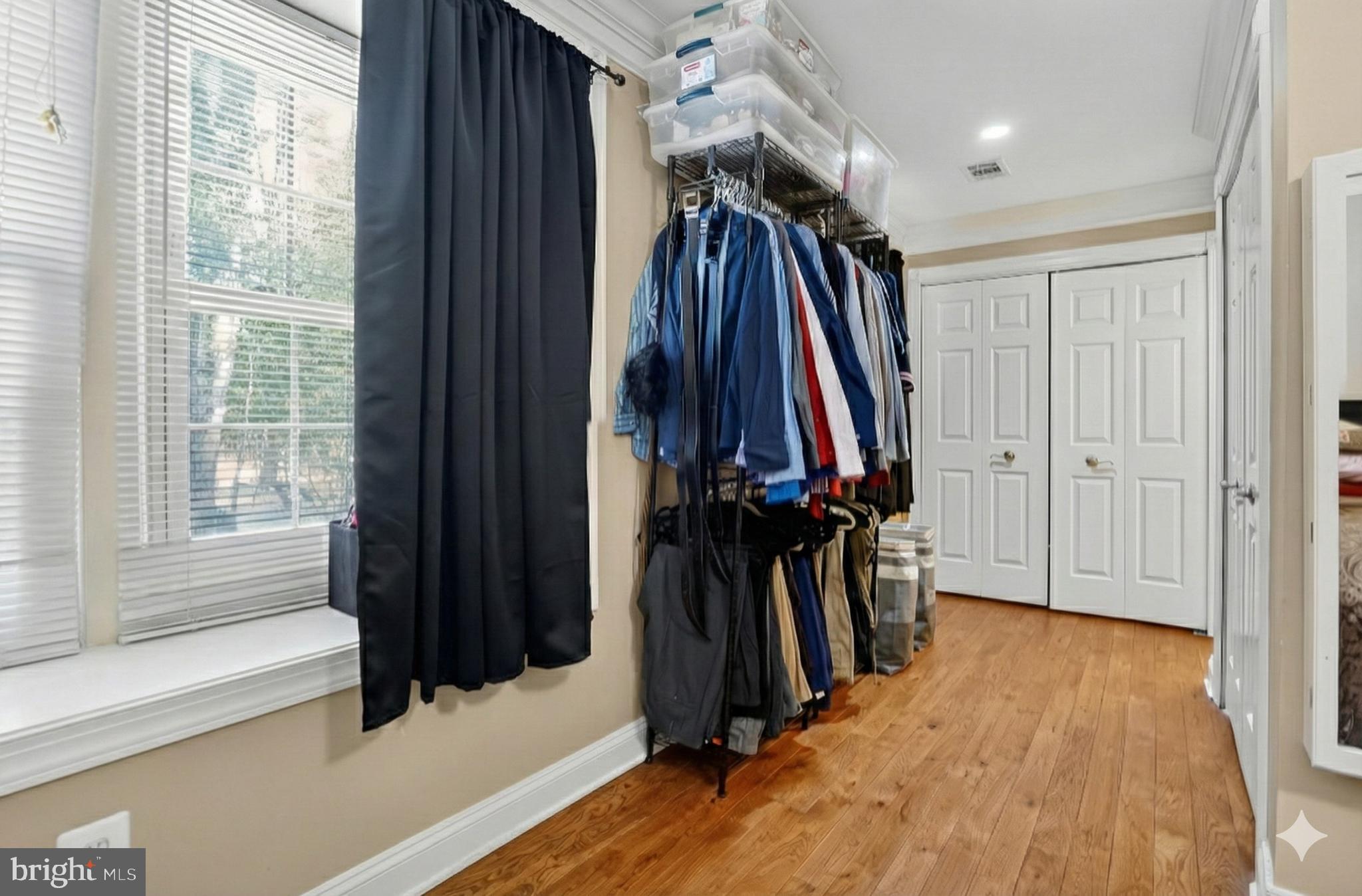 WOODLYNNE COMMUNITY - Residential