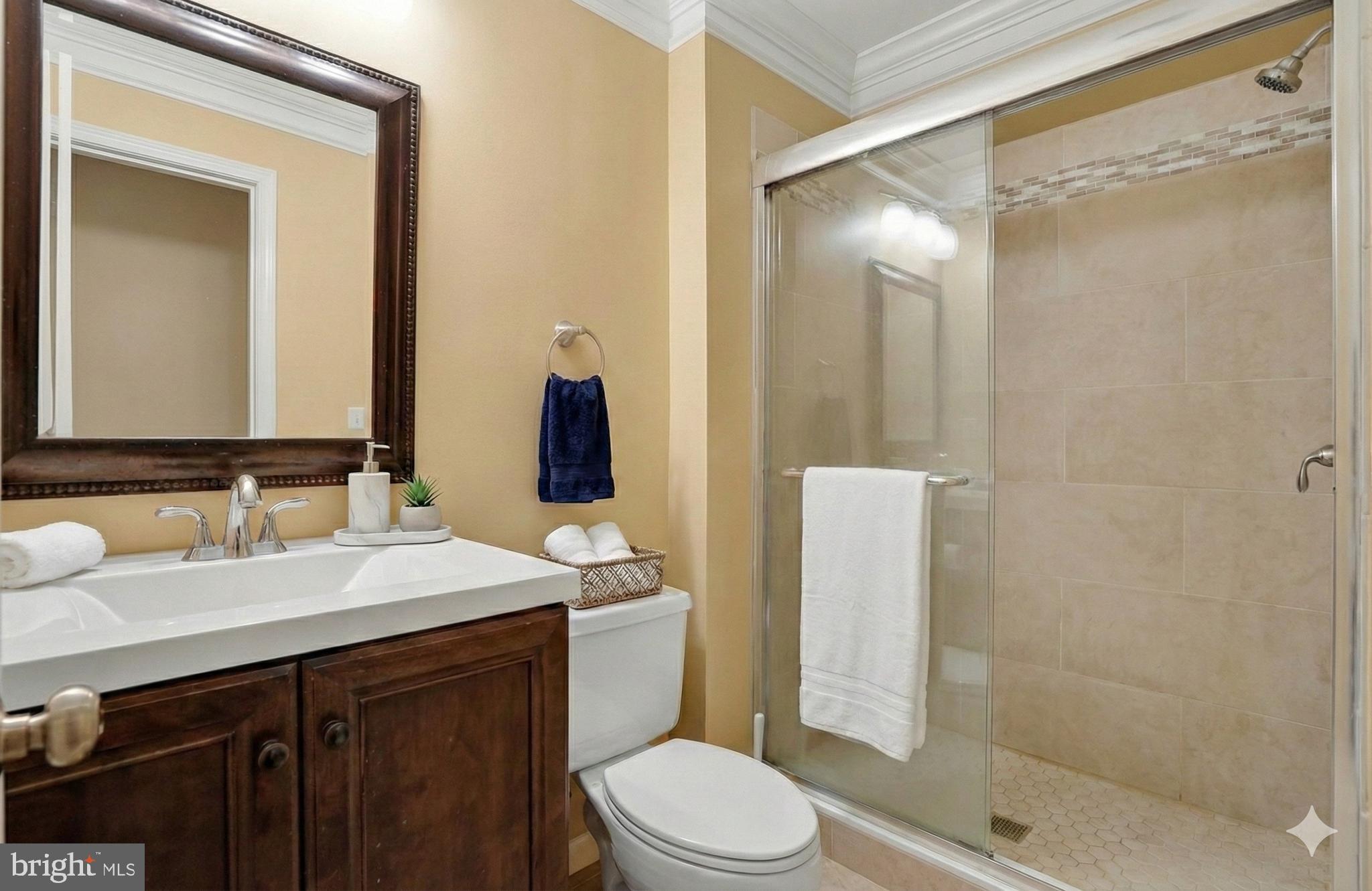 WOODLYNNE COMMUNITY - Residential