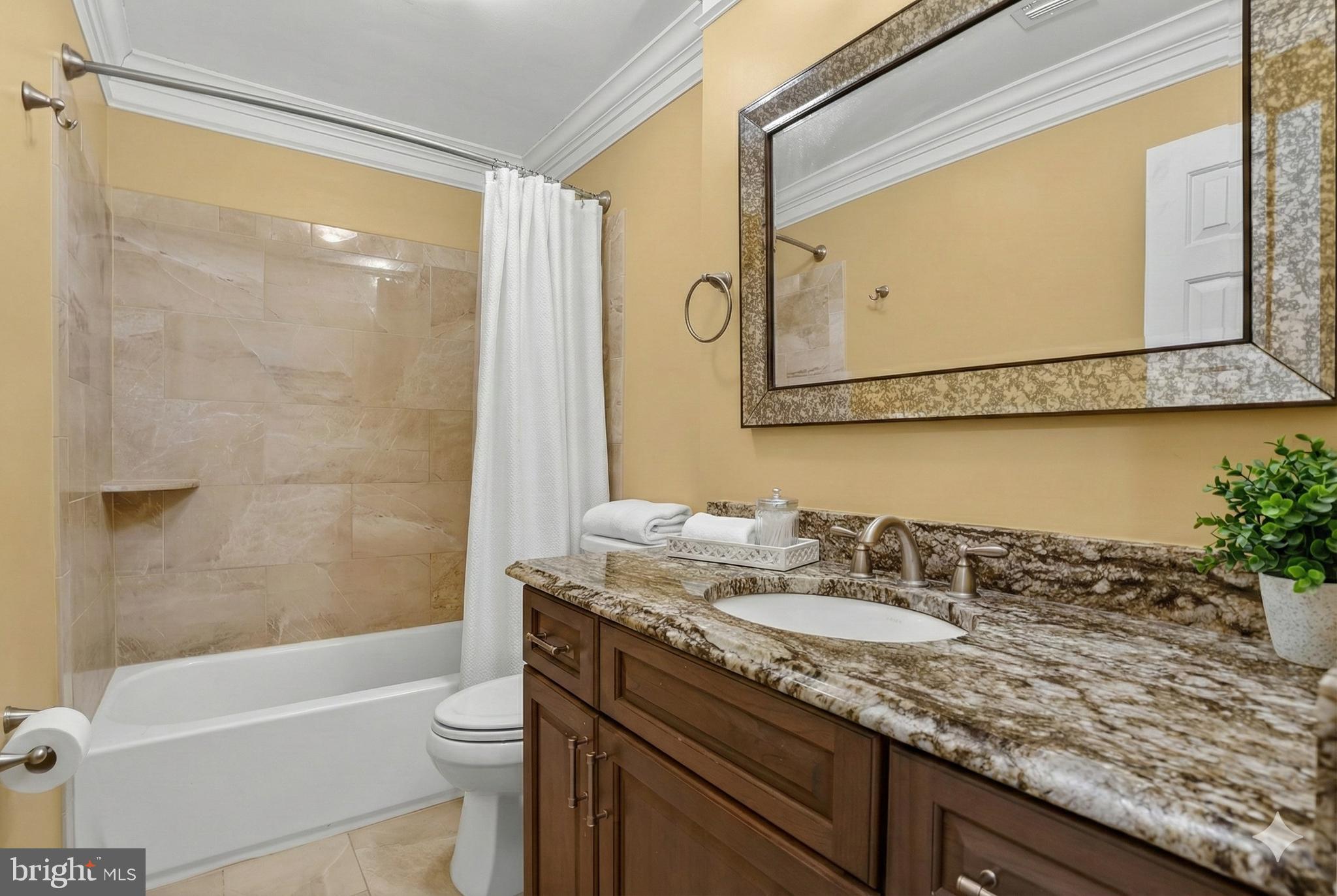 WOODLYNNE COMMUNITY - Residential