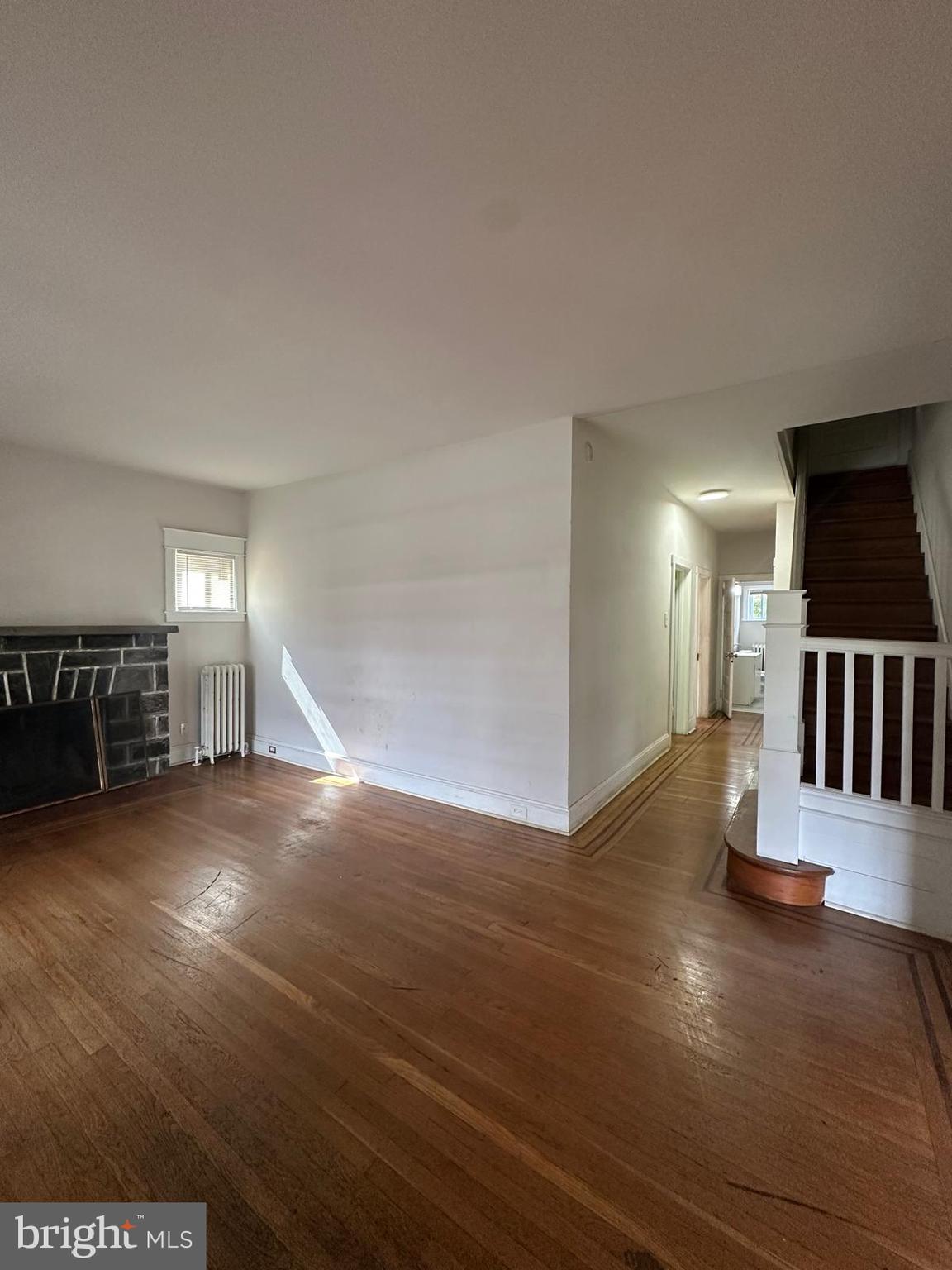 BEVERLY HILLS - Residential Lease