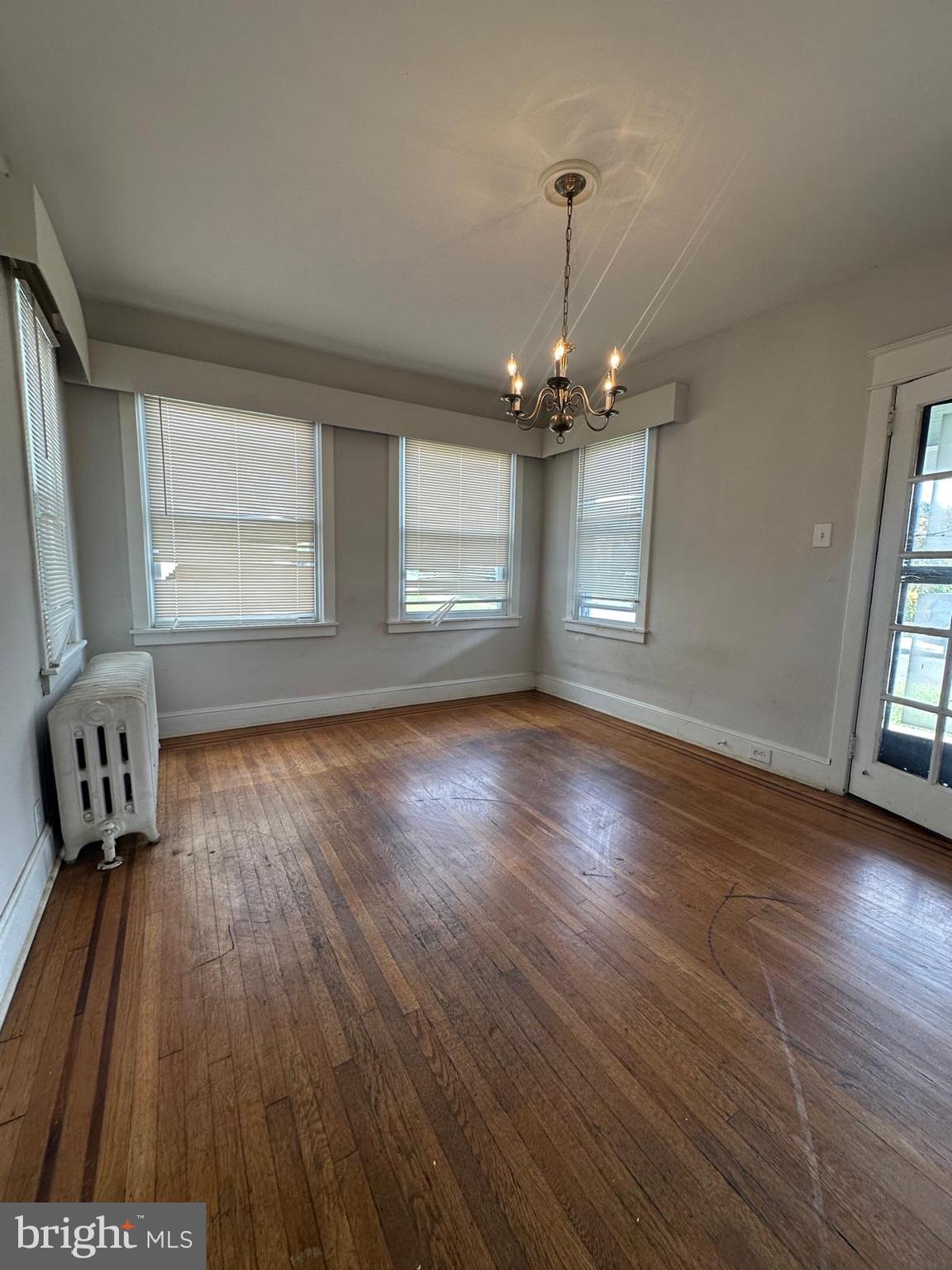 BEVERLY HILLS - Residential Lease