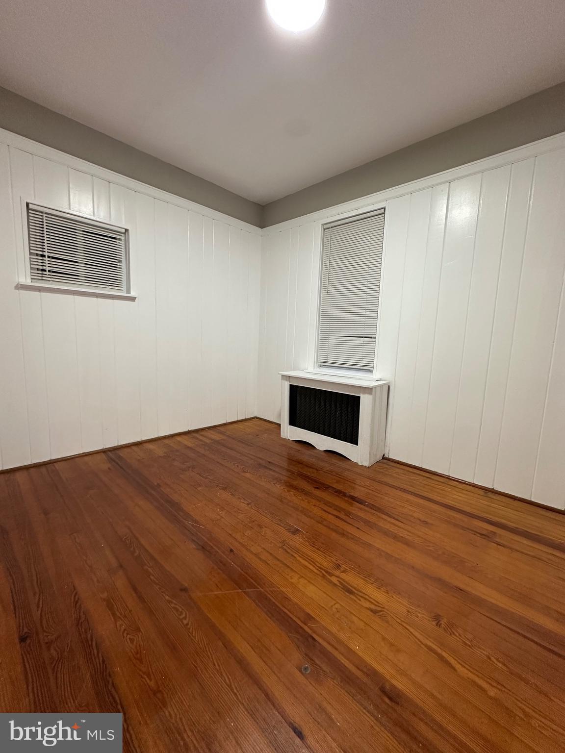 BEVERLY HILLS - Residential Lease