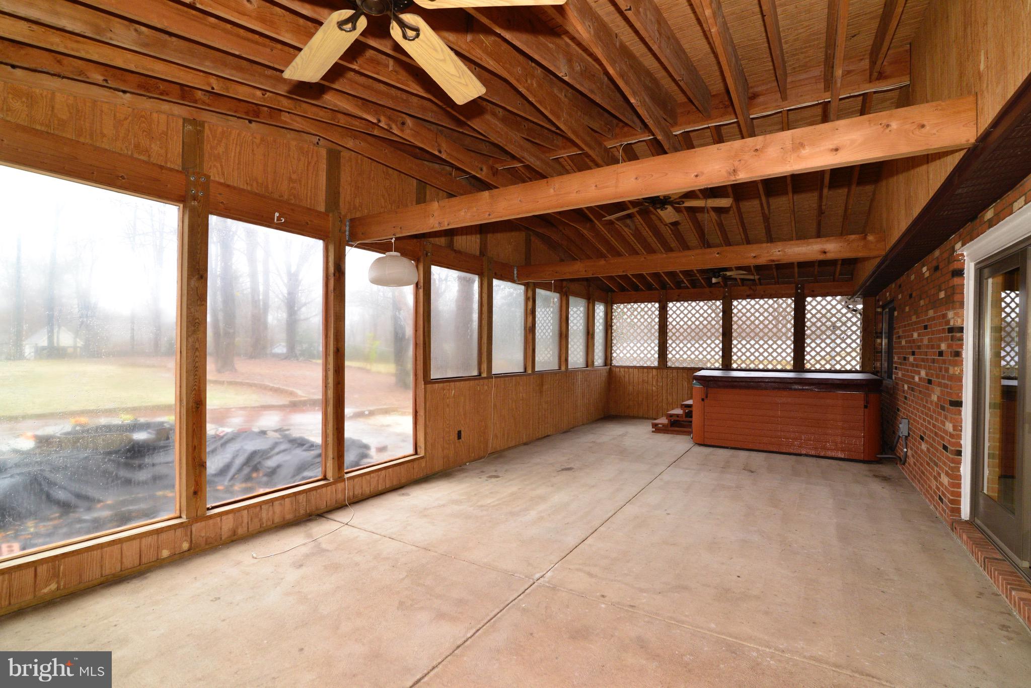 YORKSHIRE ACRES - Residential