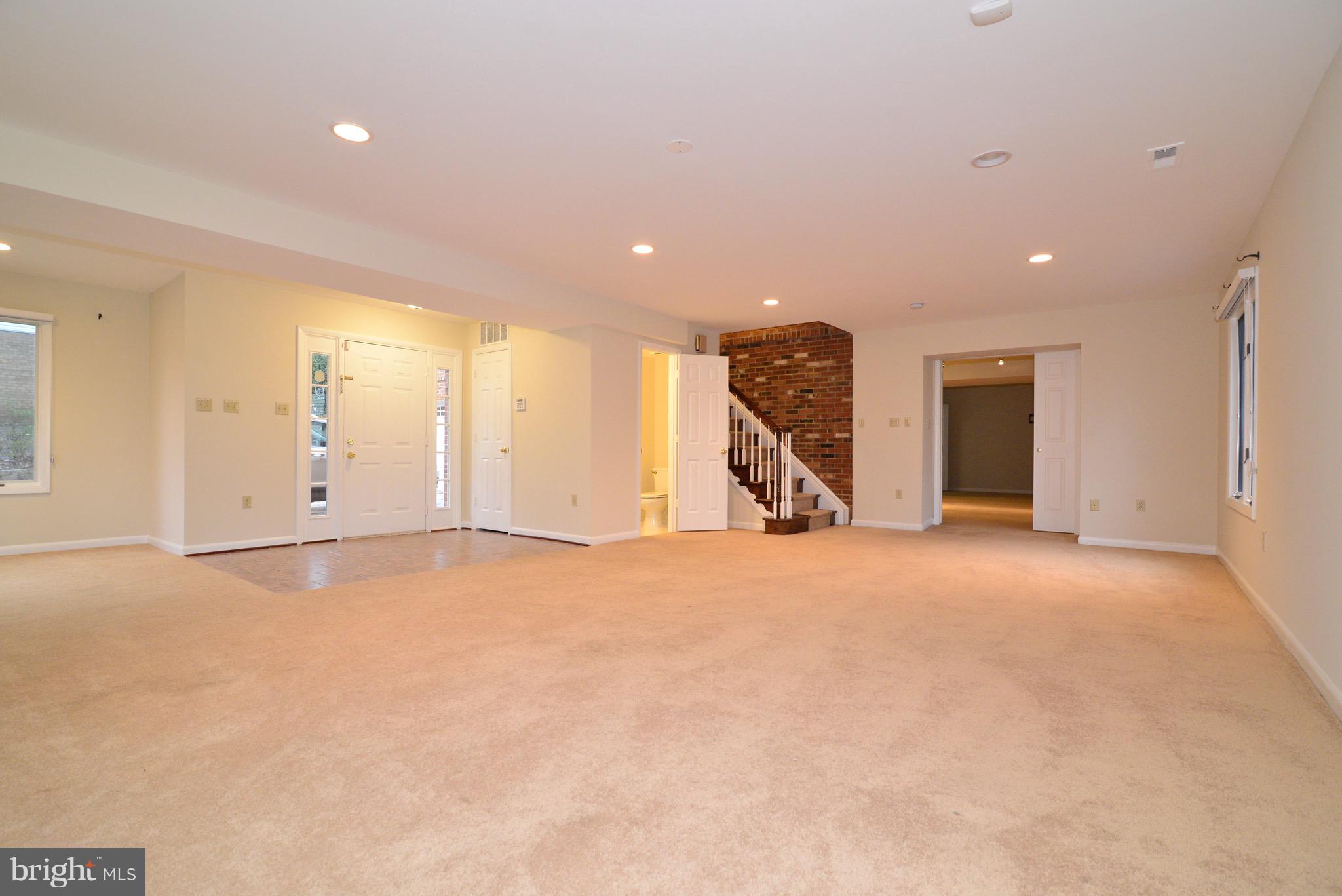 YORKSHIRE ACRES - Residential