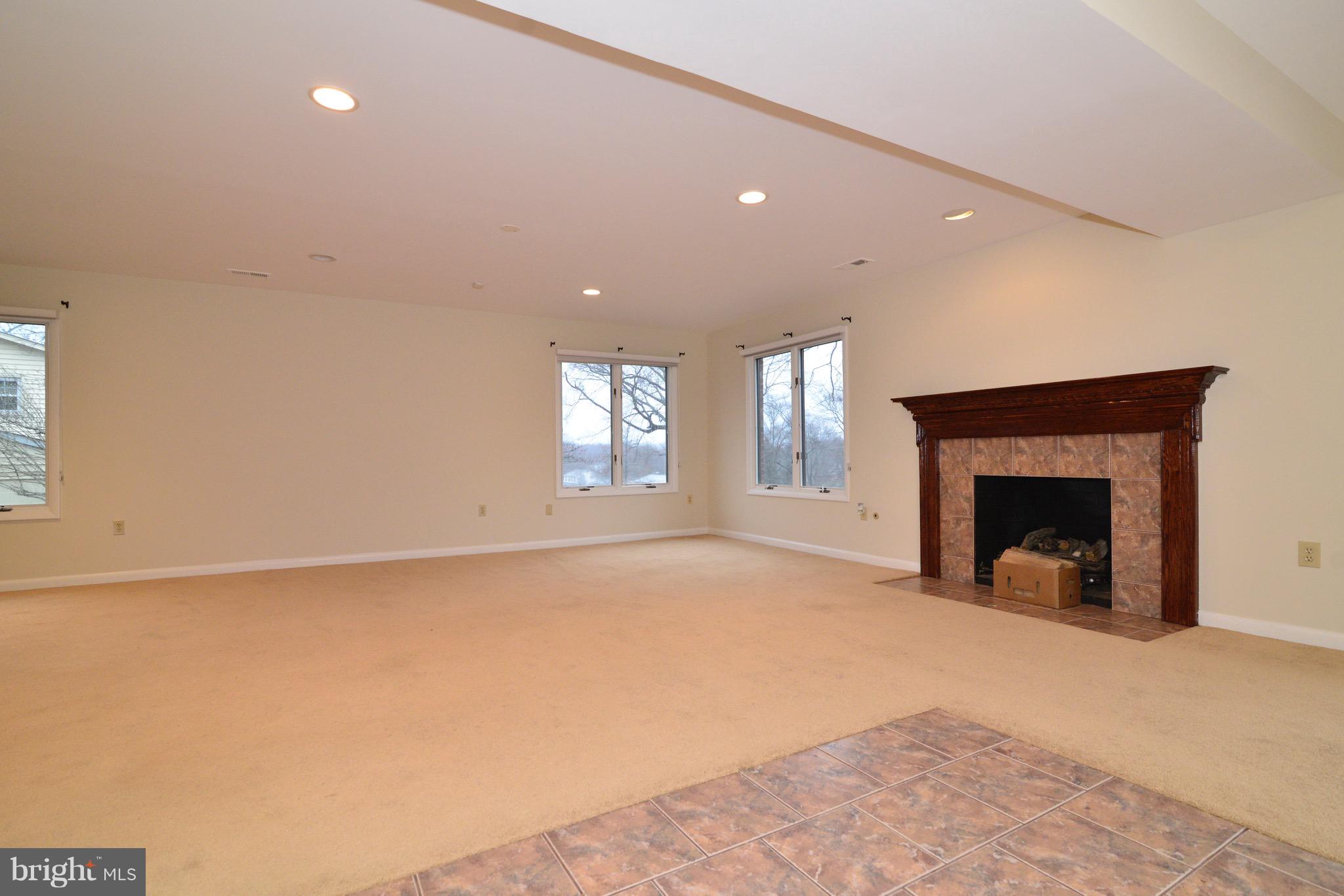 YORKSHIRE ACRES - Residential