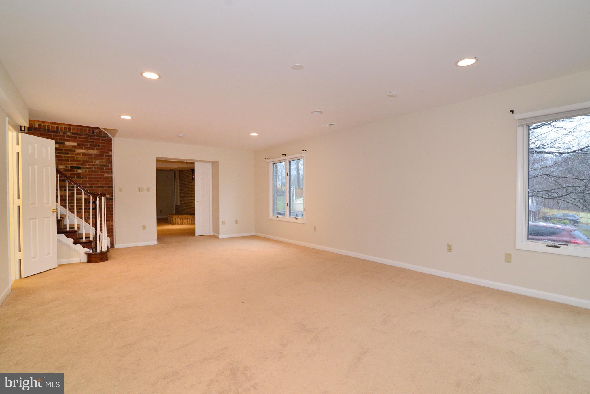 YORKSHIRE ACRES - Residential