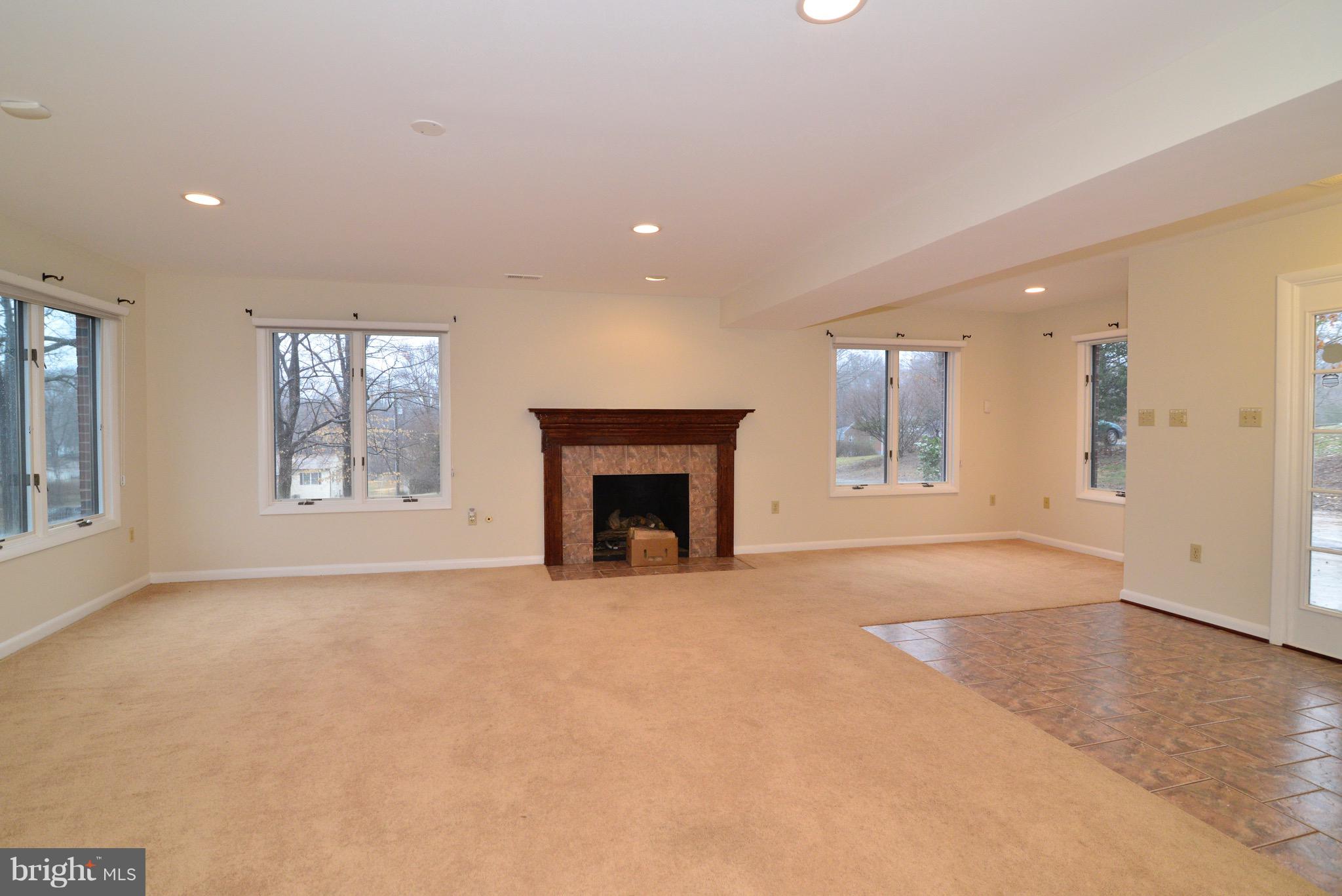 YORKSHIRE ACRES - Residential