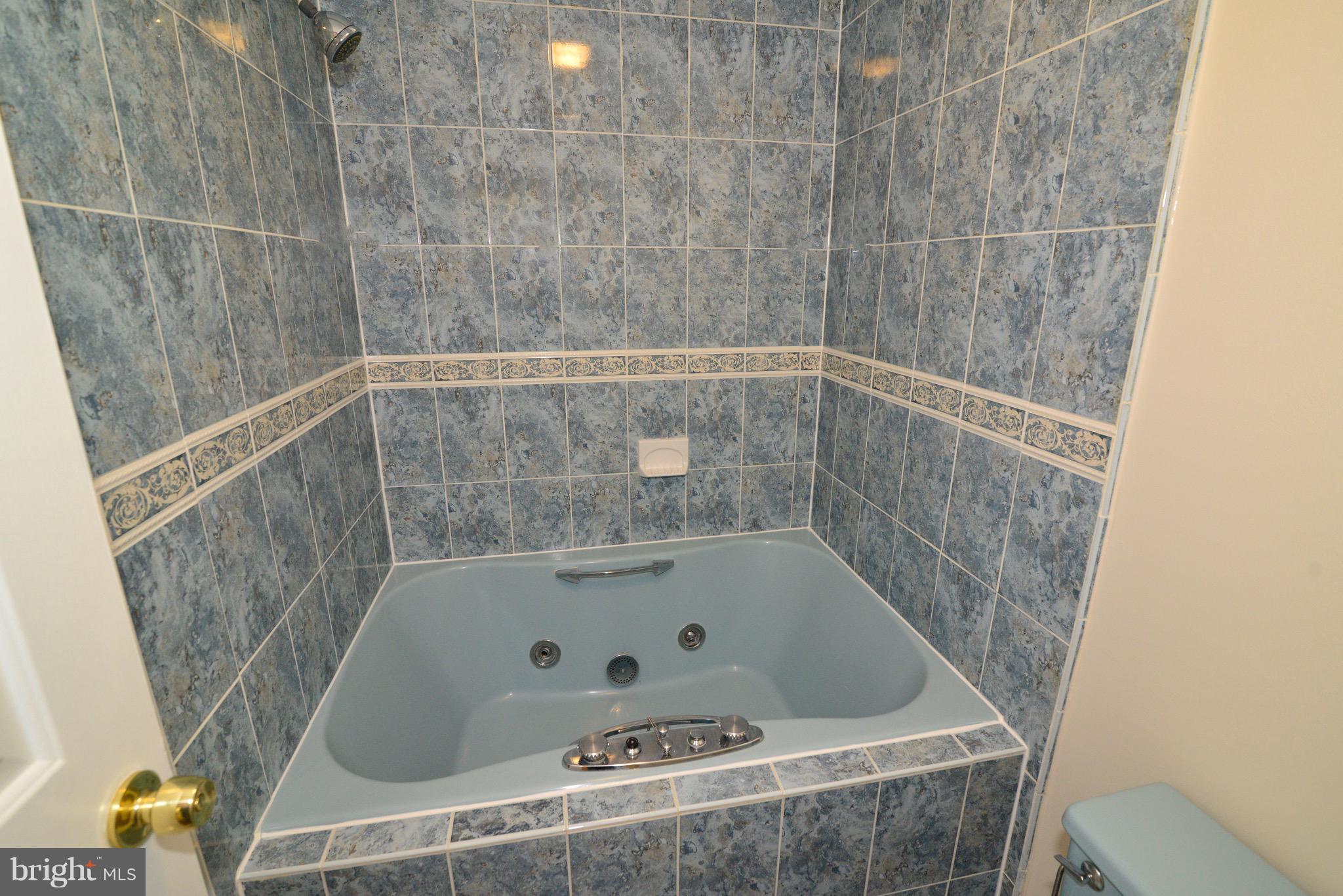 YORKSHIRE ACRES - Residential