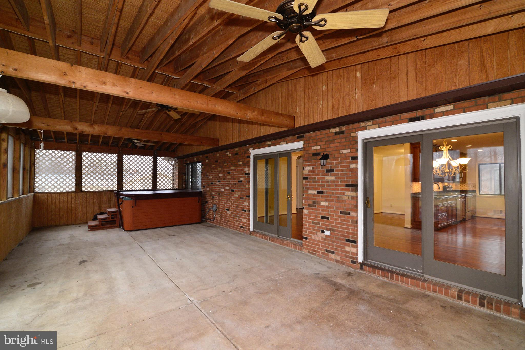 YORKSHIRE ACRES - Residential