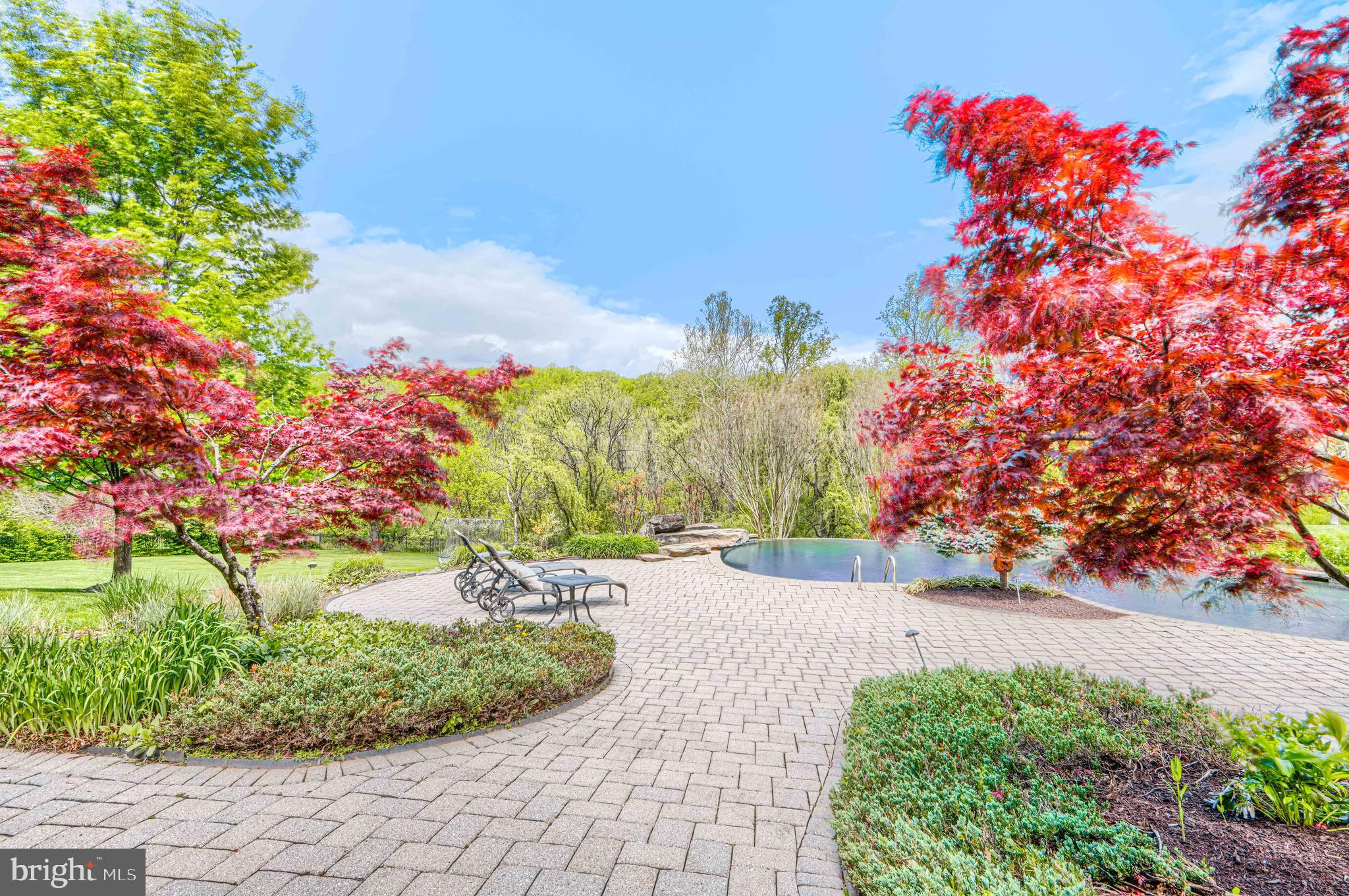 CHAPEL WOODS - Residential