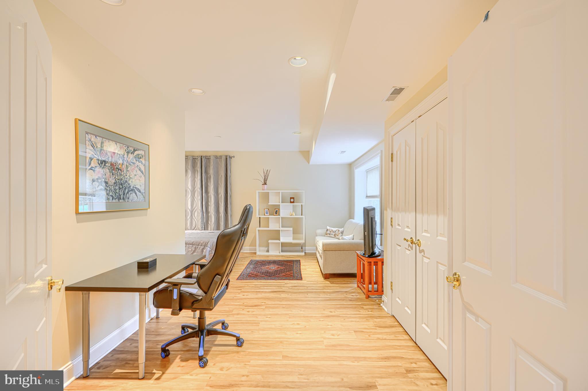 CHAPEL WOODS - Residential