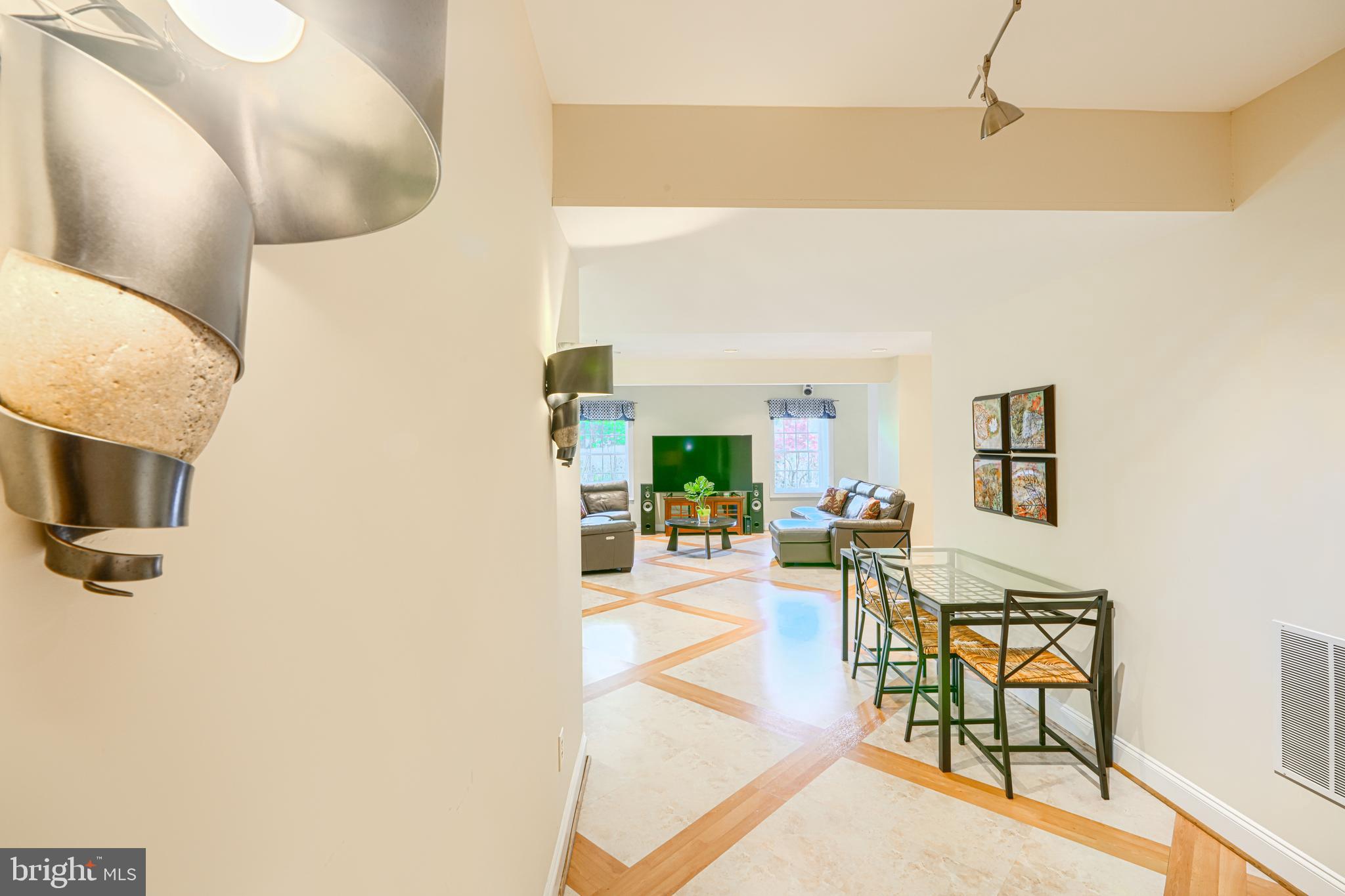 CHAPEL WOODS - Residential