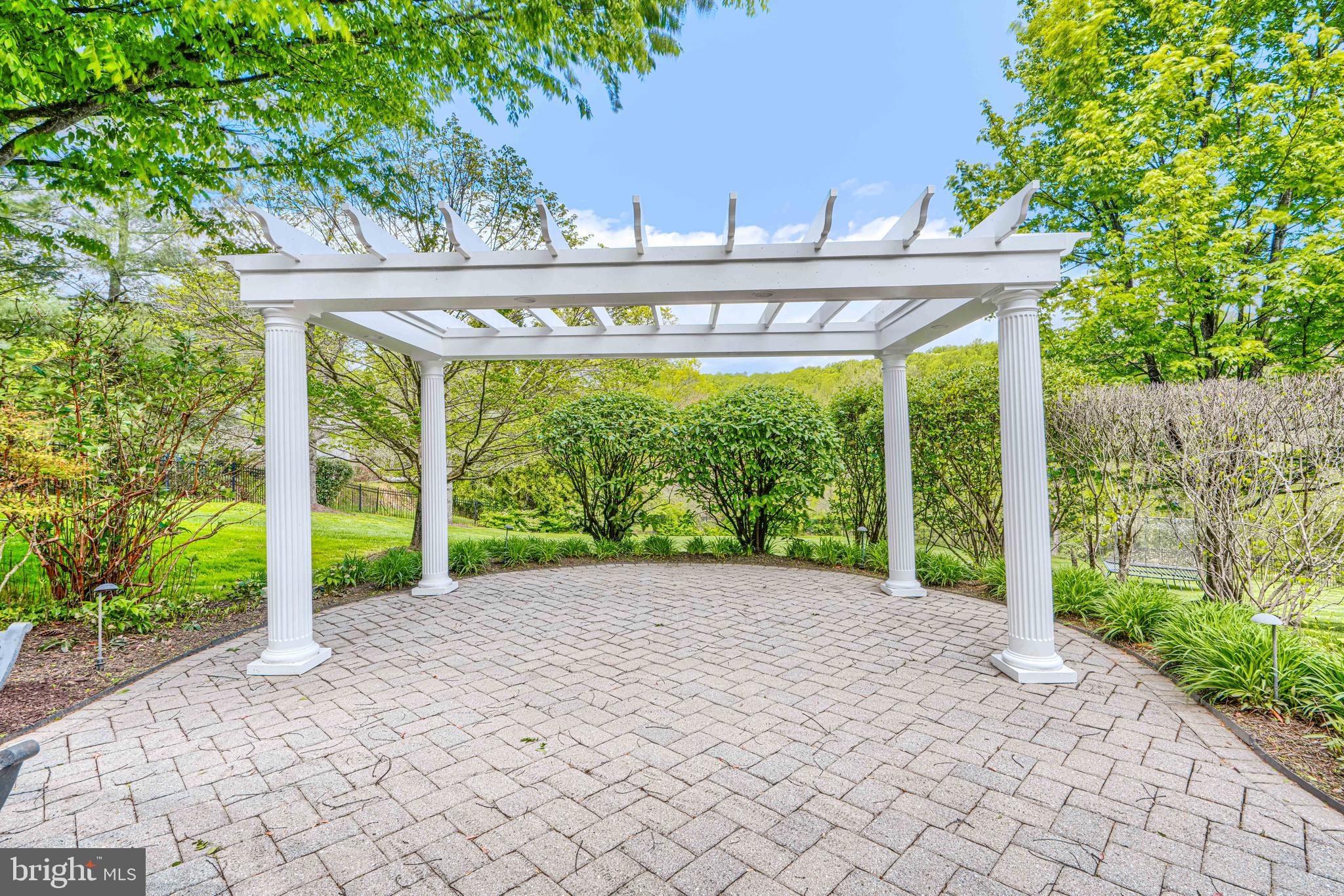 CHAPEL WOODS - Residential