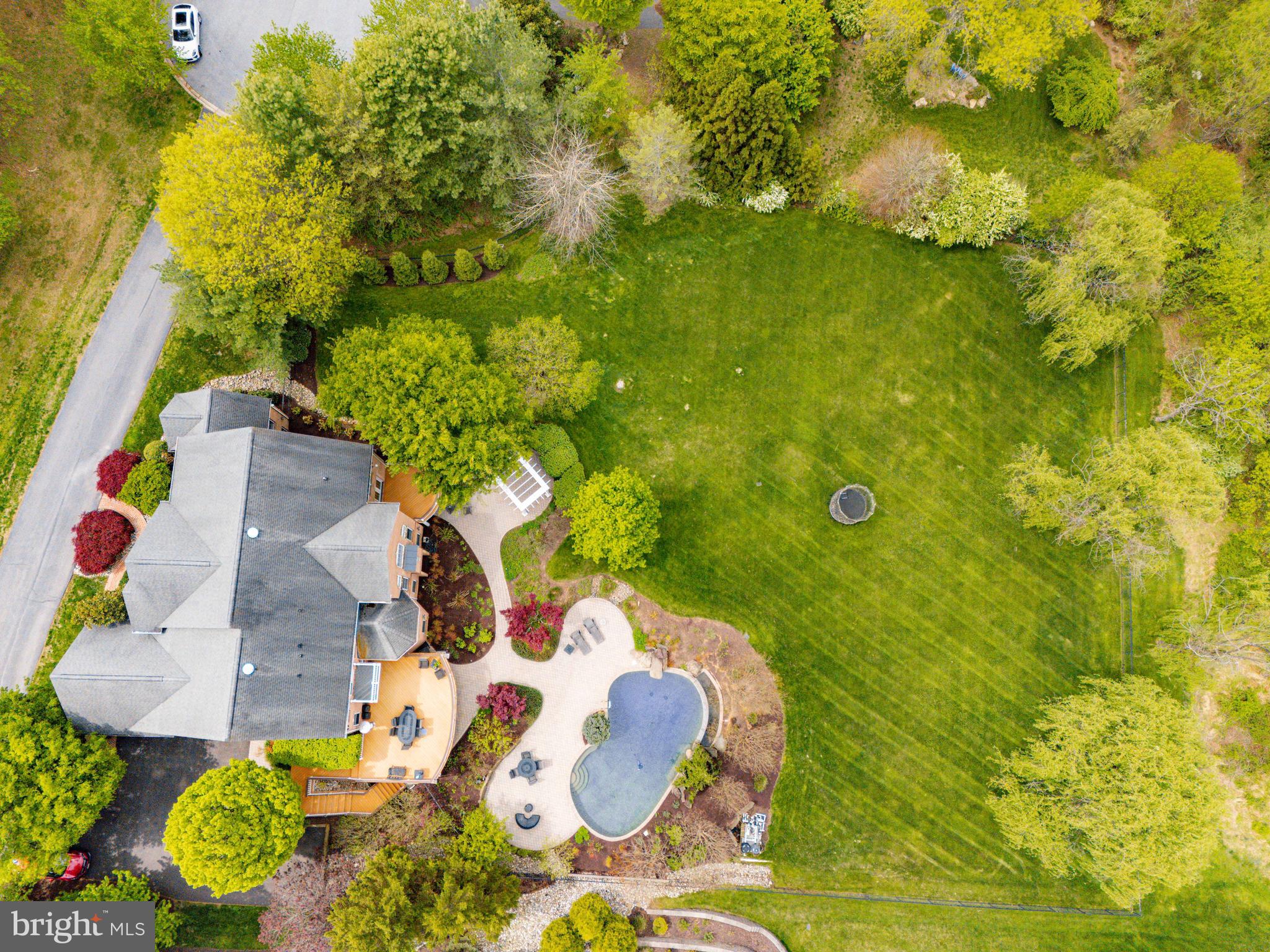 CHAPEL WOODS - Residential