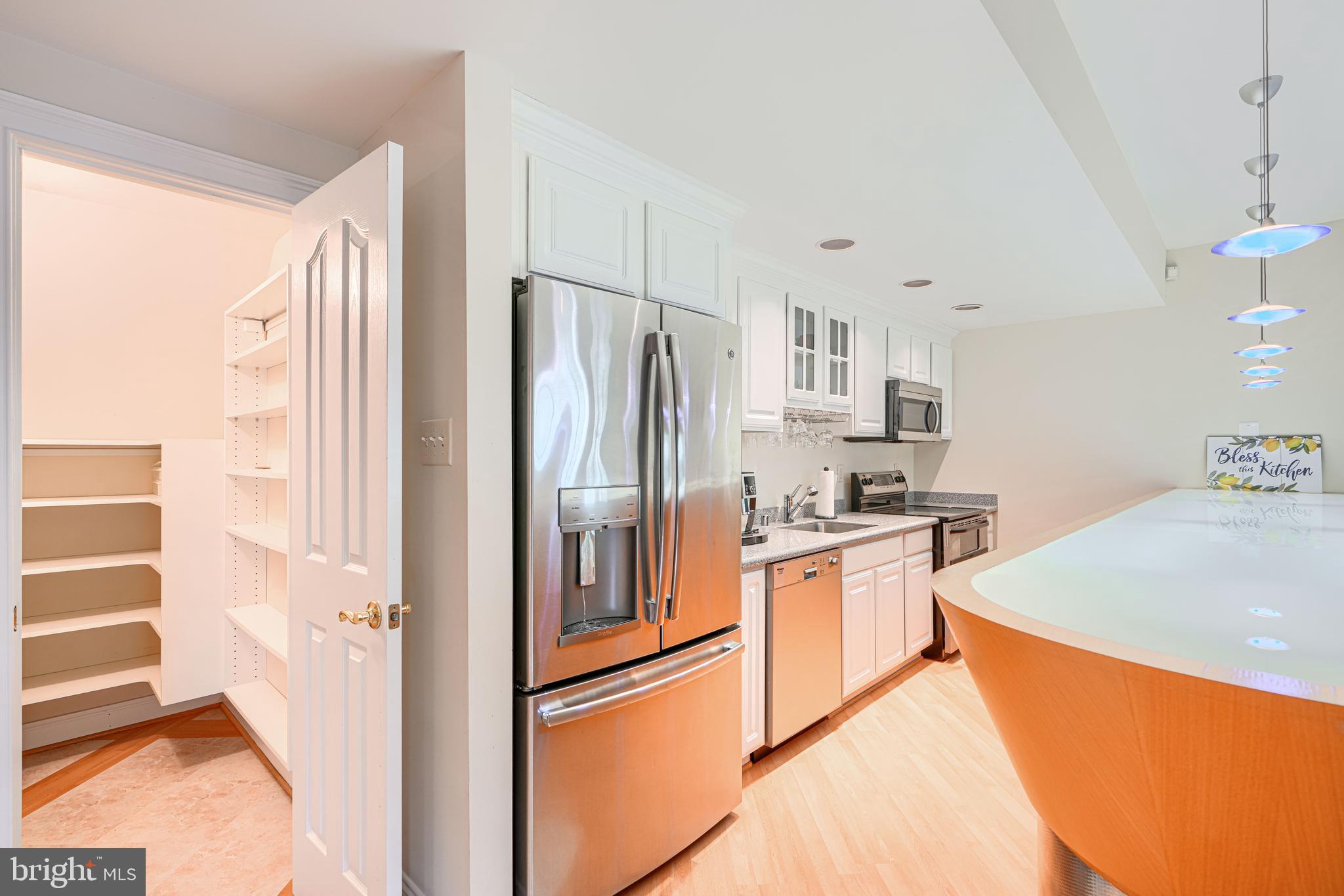 CHAPEL WOODS - Residential