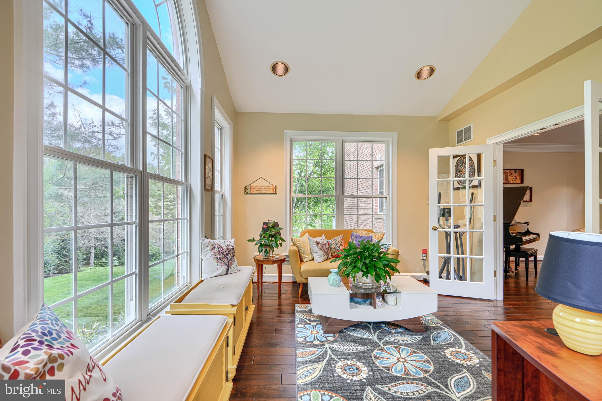 CHAPEL WOODS - Residential