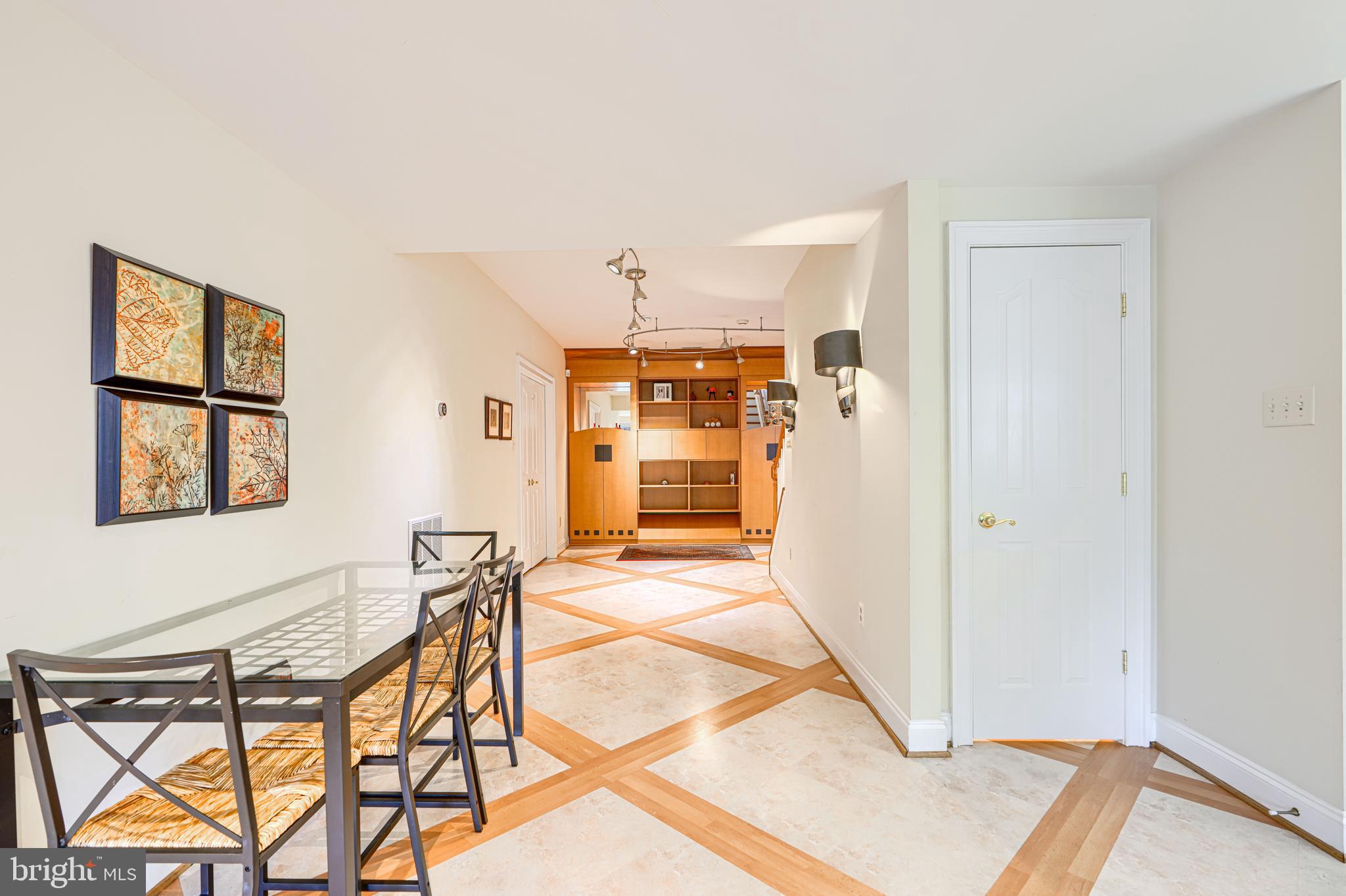 CHAPEL WOODS - Residential