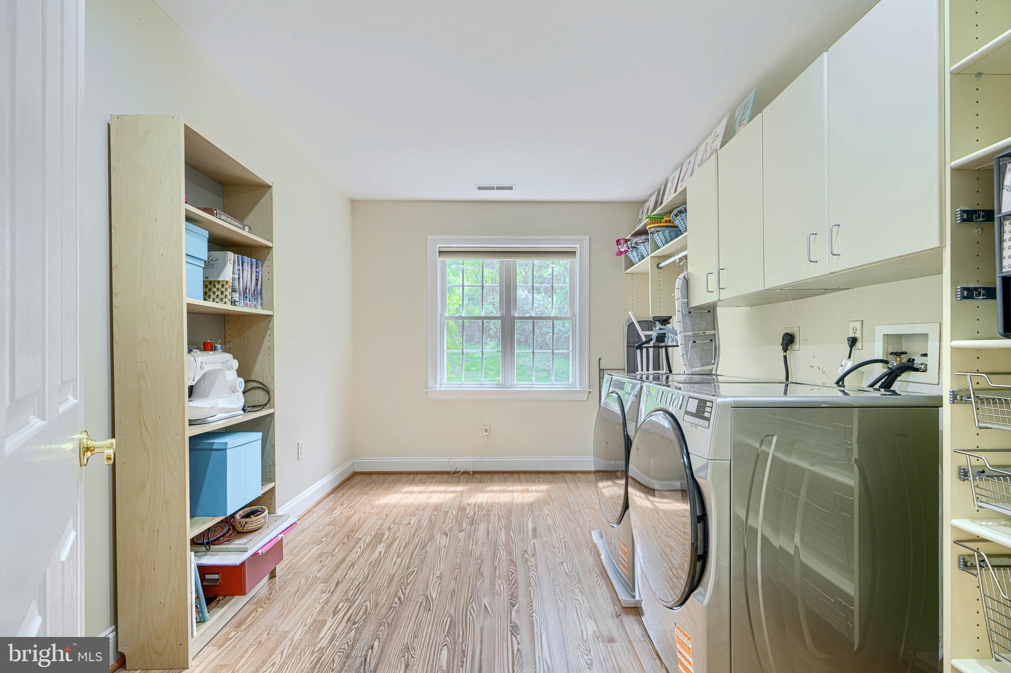 CHAPEL WOODS - Residential