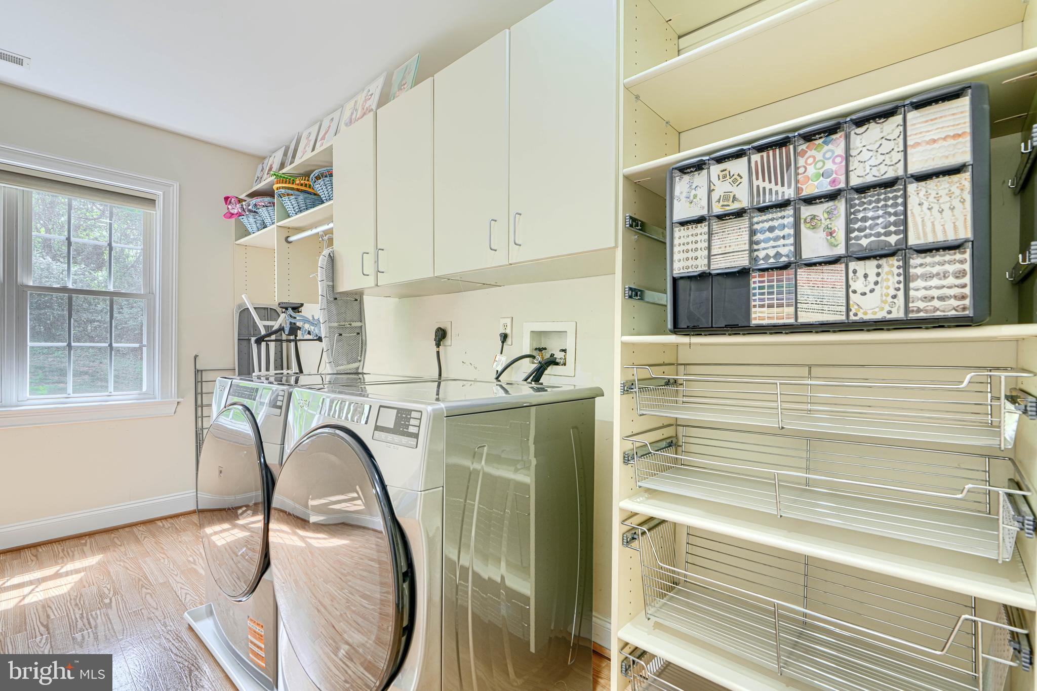 CHAPEL WOODS - Residential