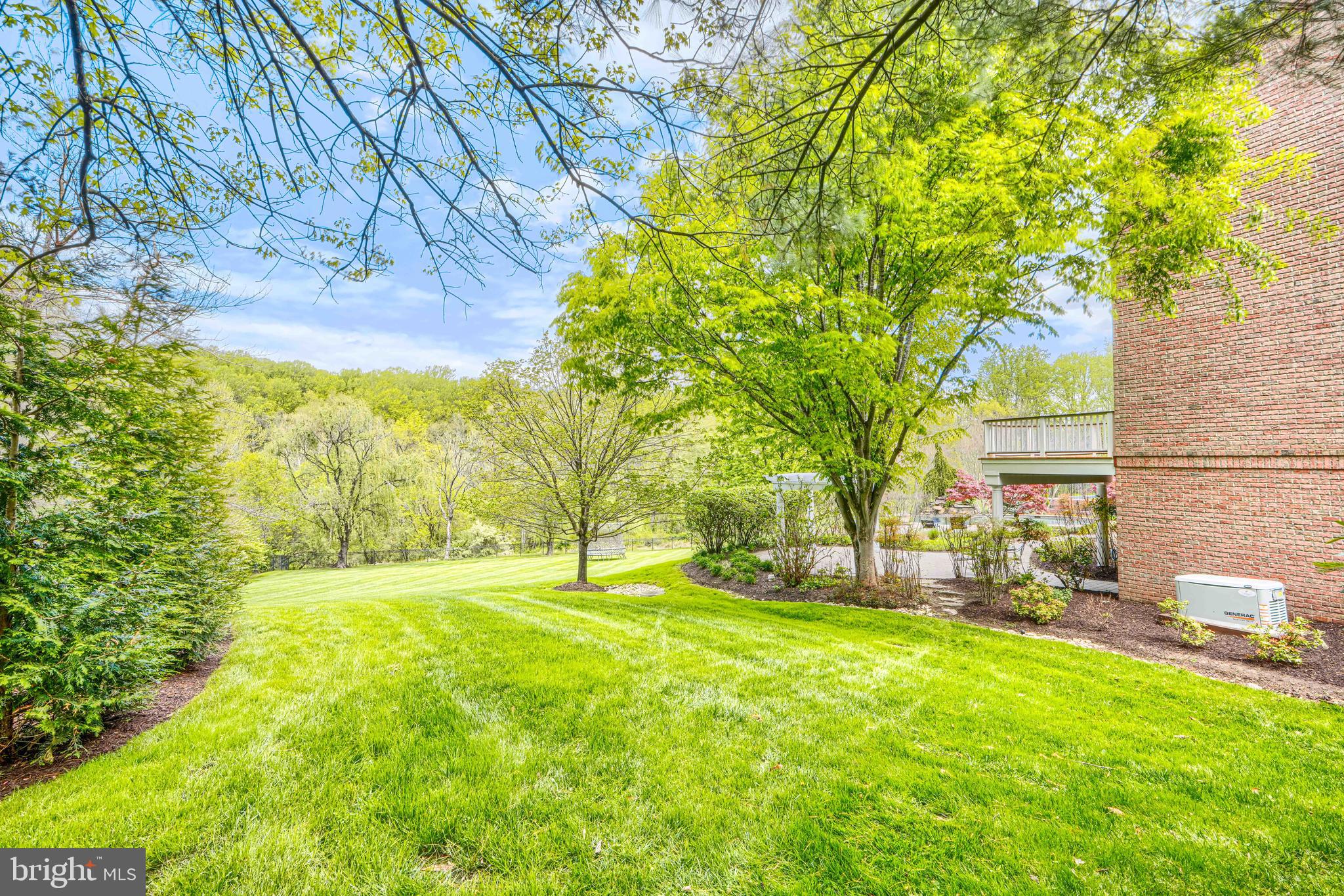 CHAPEL WOODS - Residential