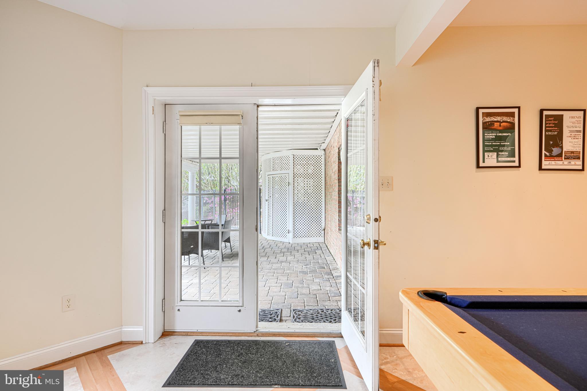 CHAPEL WOODS - Residential