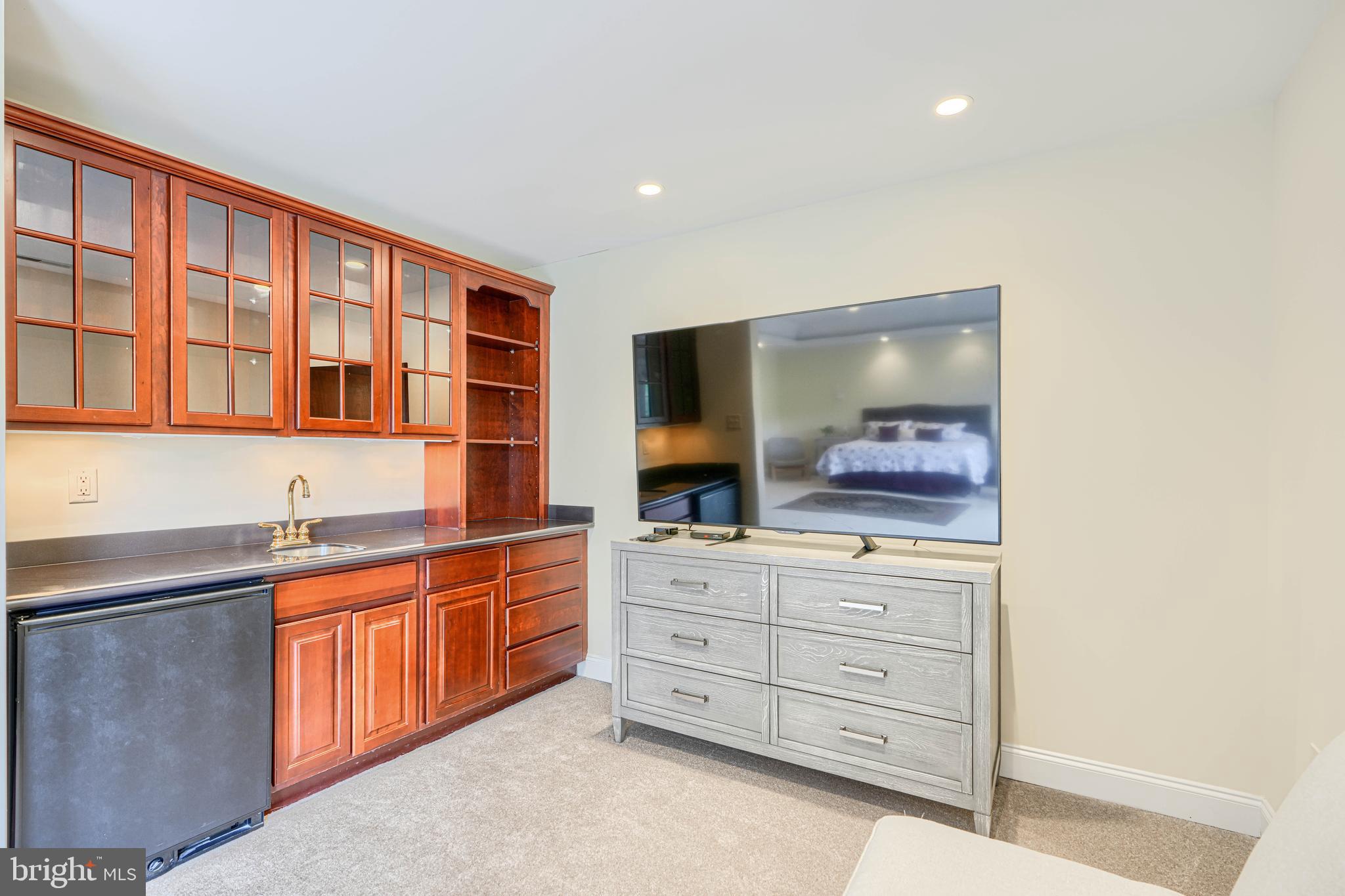 CHAPEL WOODS - Residential