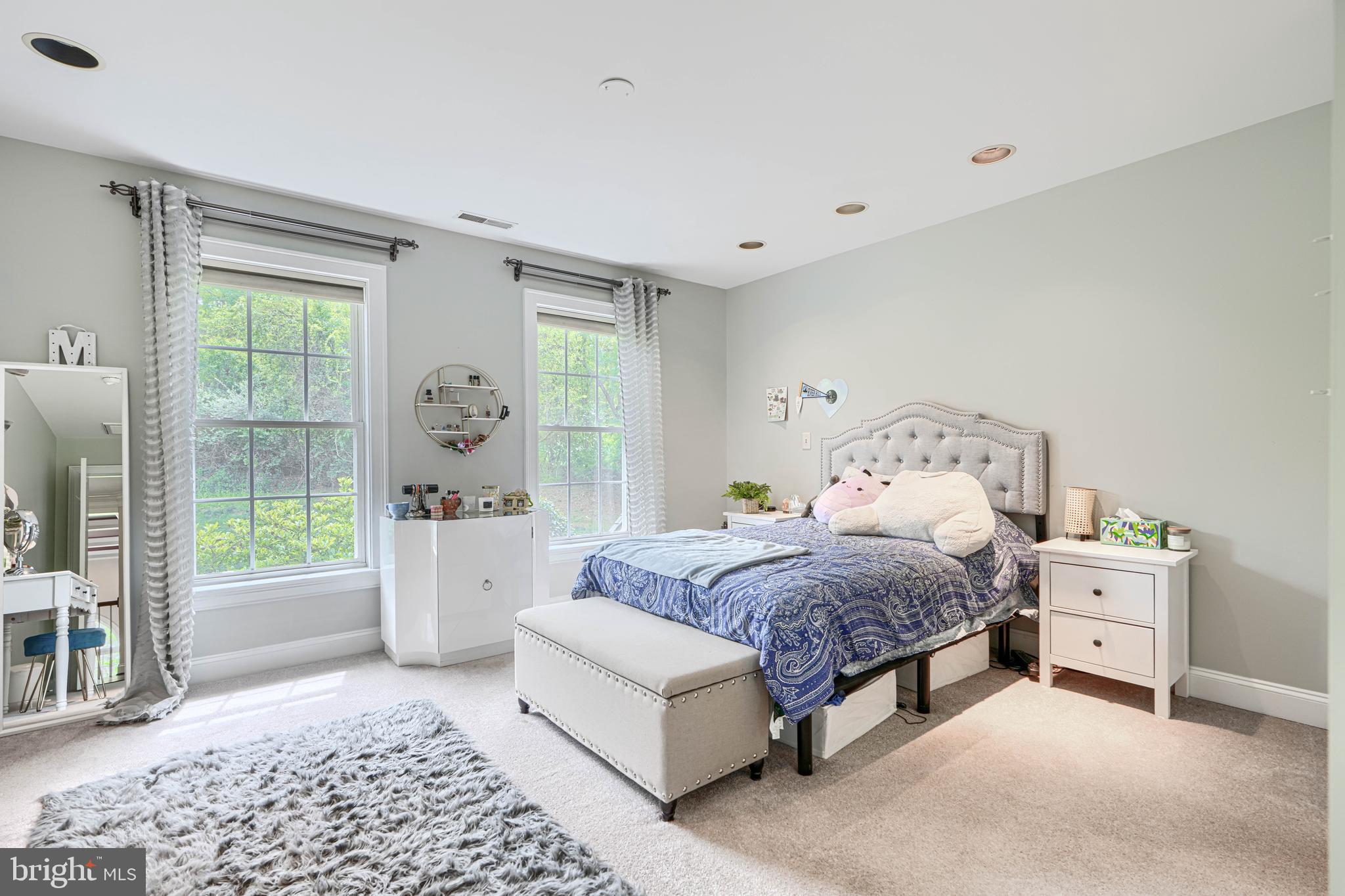 CHAPEL WOODS - Residential